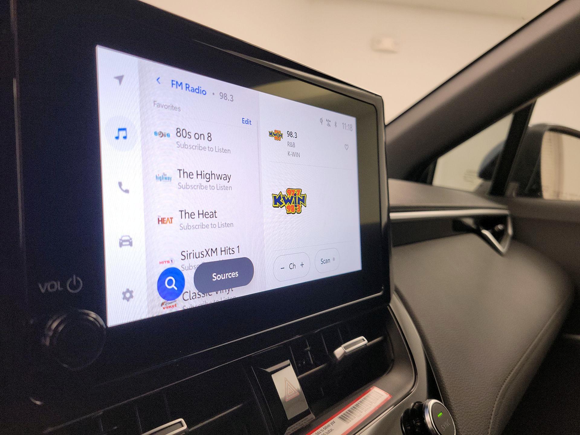 Thumbnail: 2024 Toyota Corolla Cross - 15