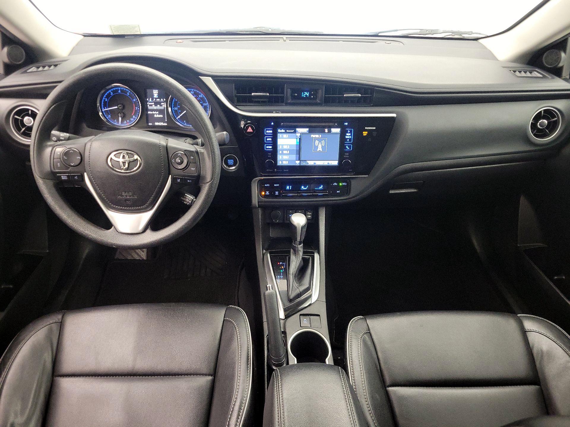 Thumbnail: 2017 Toyota Corolla - 9