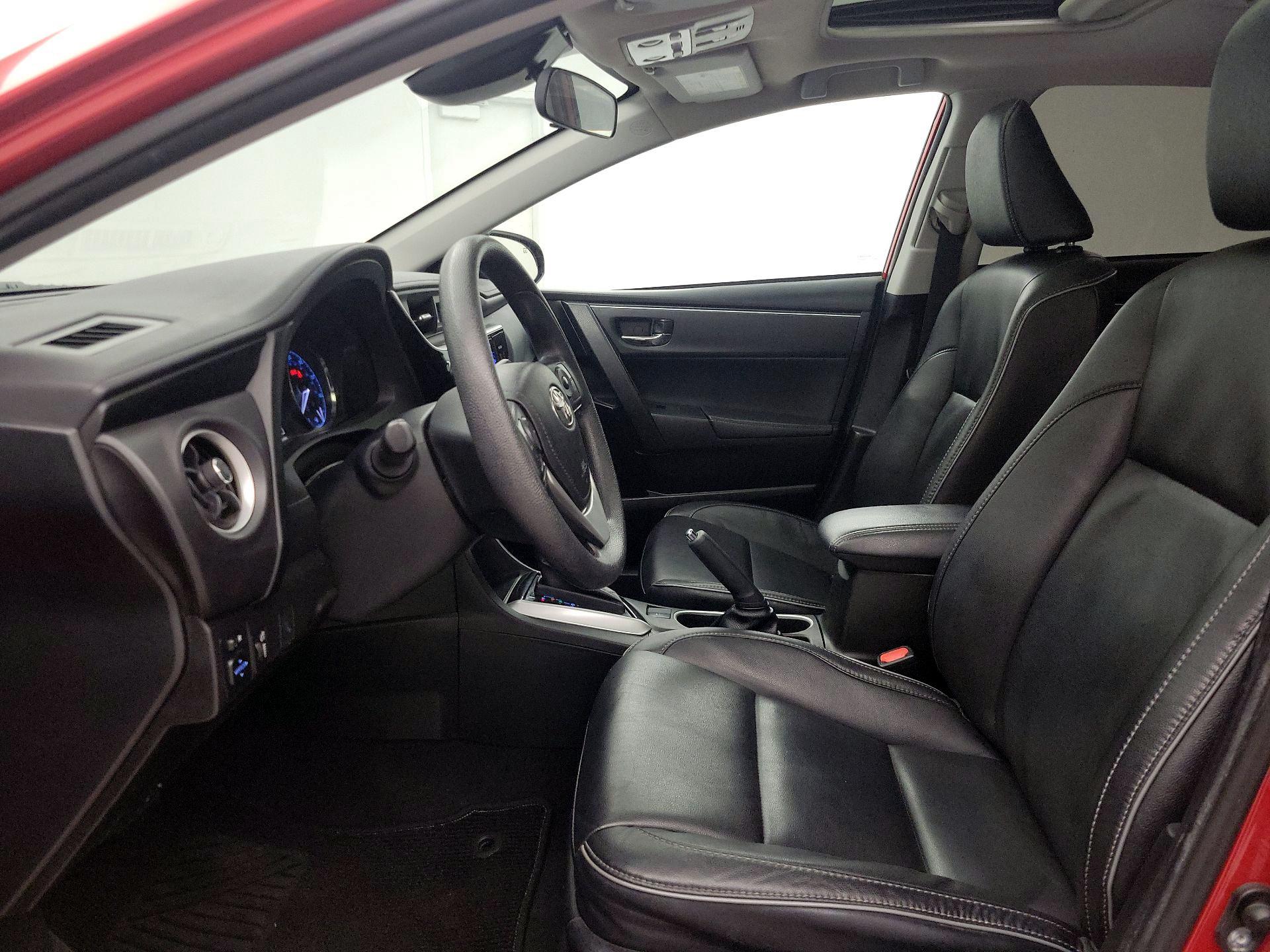 Thumbnail: 2017 Toyota Corolla - 11