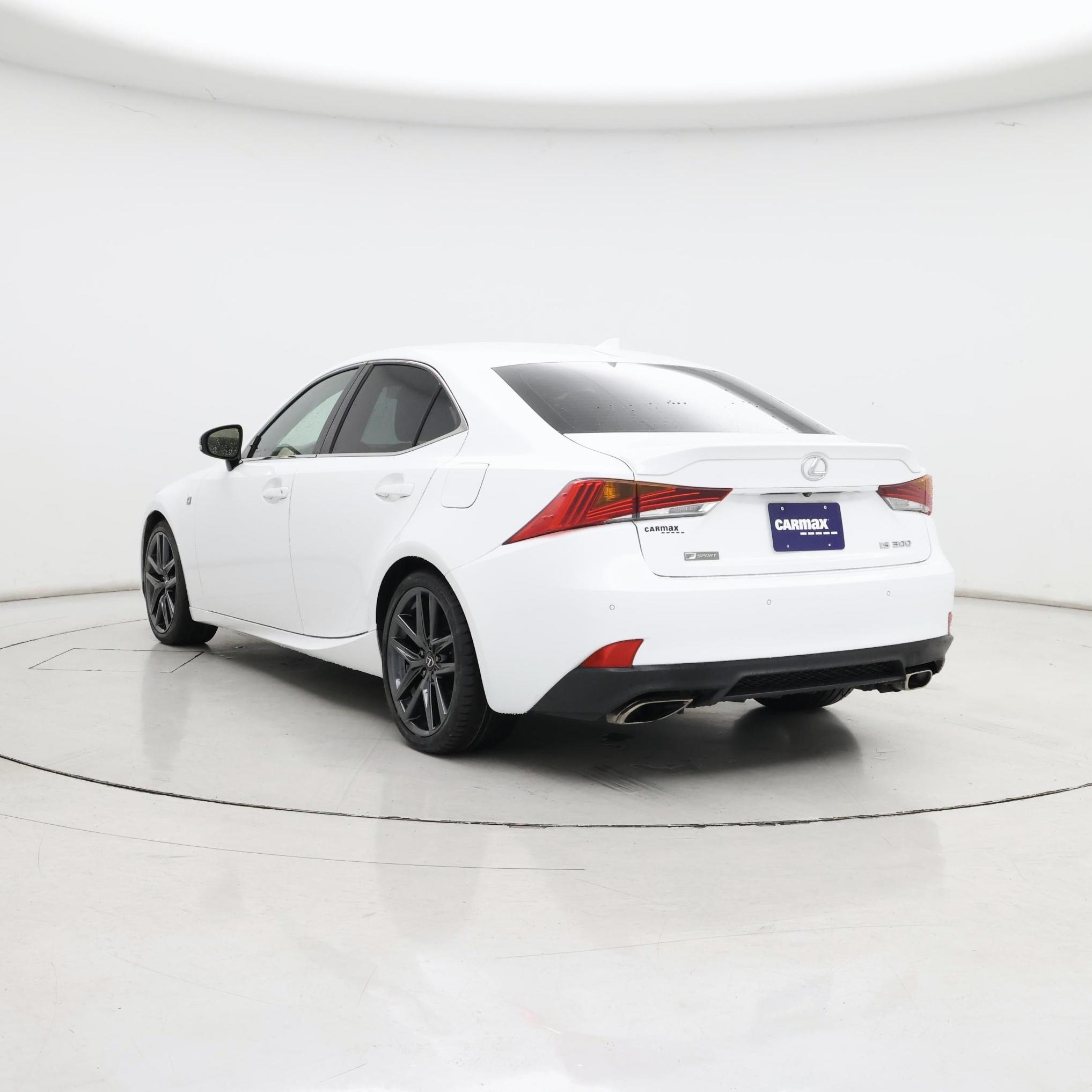 Thumbnail: 2020 Lexus IS - 2