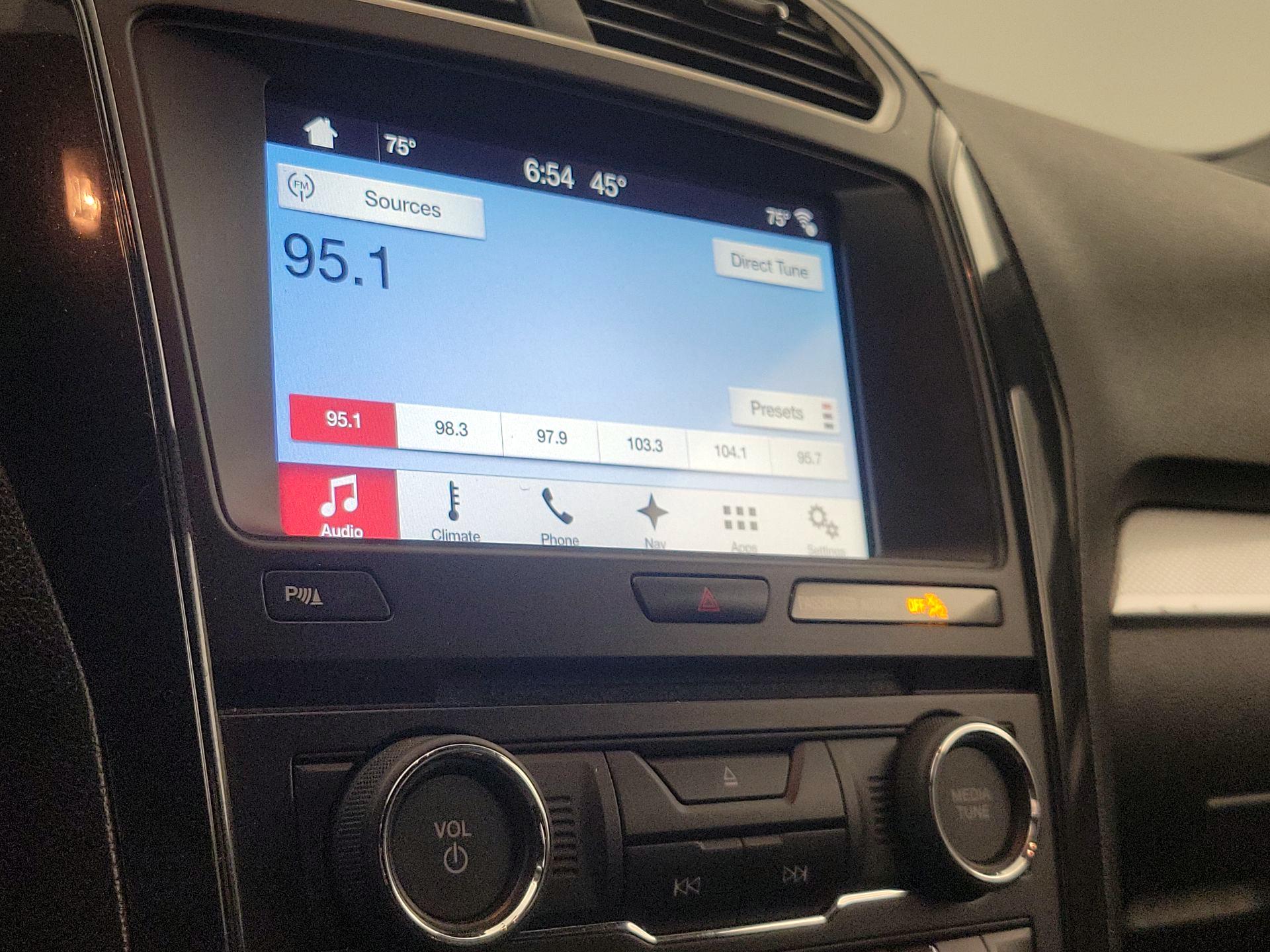 Thumbnail: 2017 Ford Explorer - 16