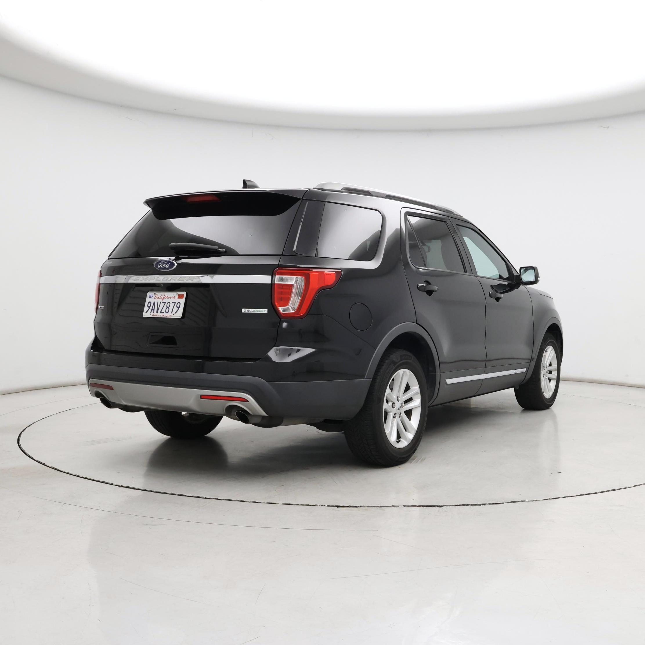 Thumbnail: 2017 Ford Explorer - 8