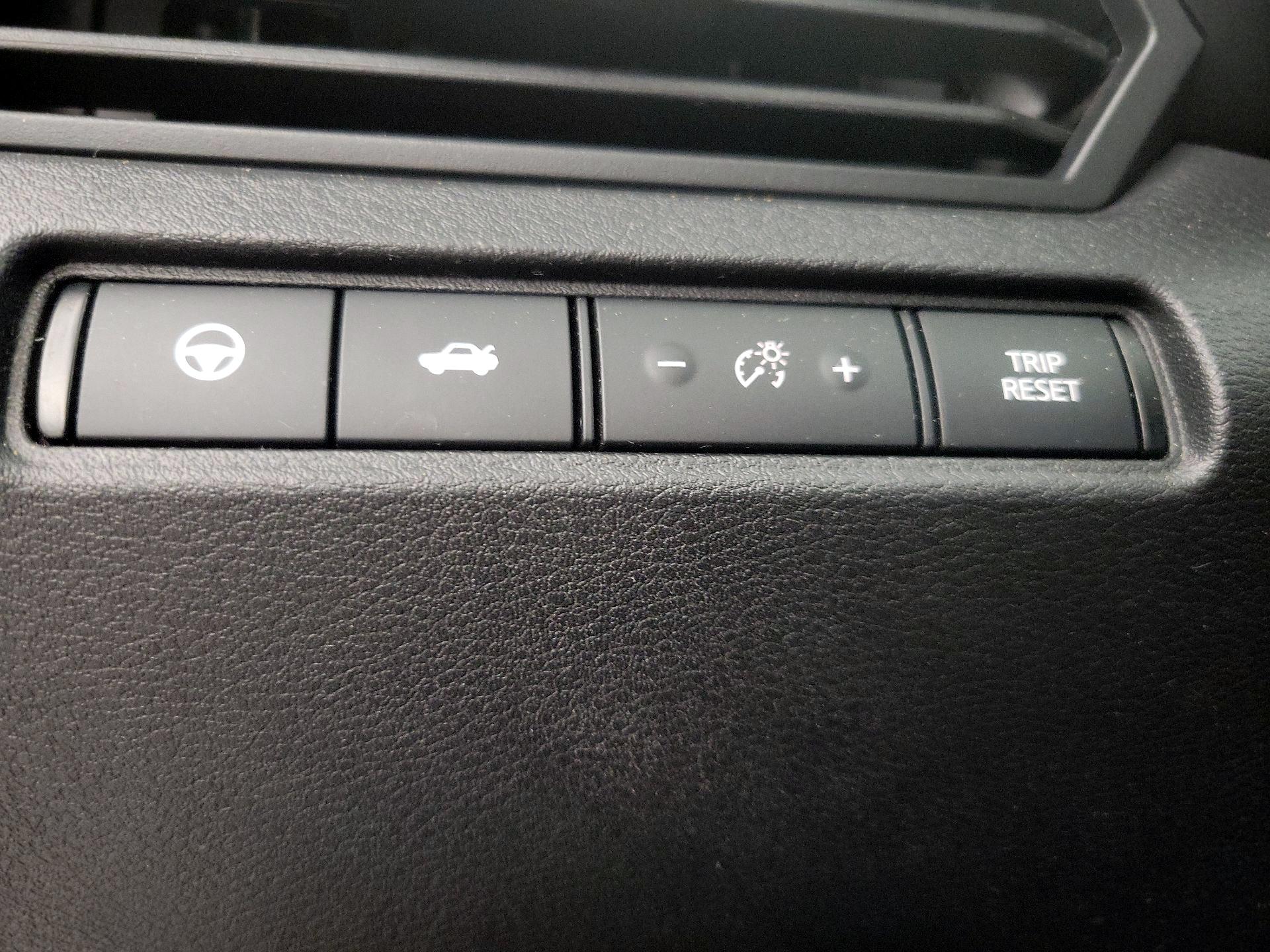 Thumbnail: 2019 Nissan Altima - 13