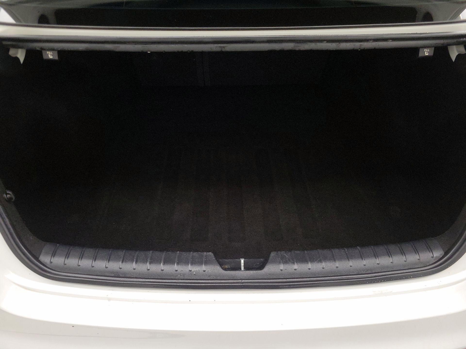 Thumbnail: 2016 Kia Optima - 20