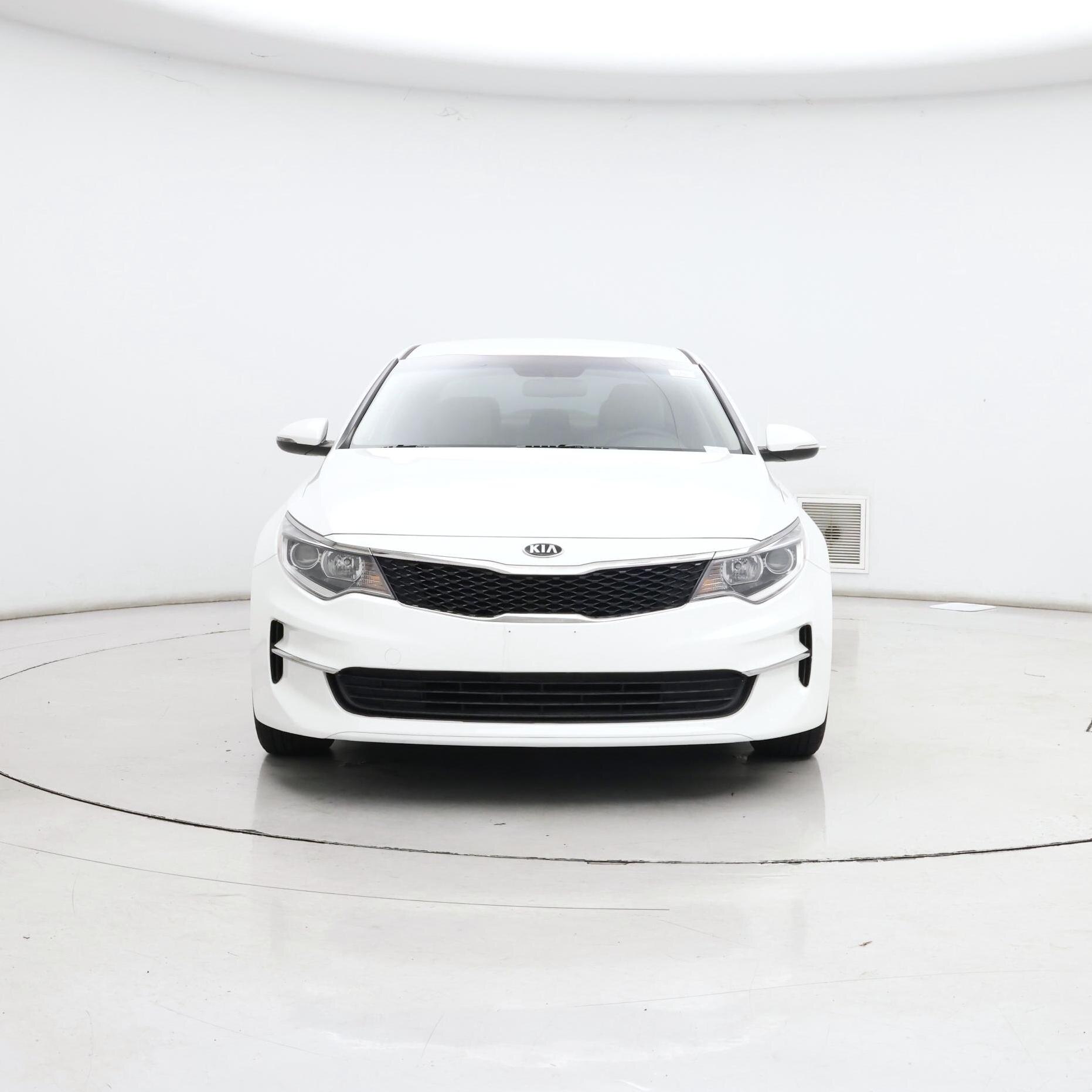 Thumbnail: 2016 Kia Optima - 5