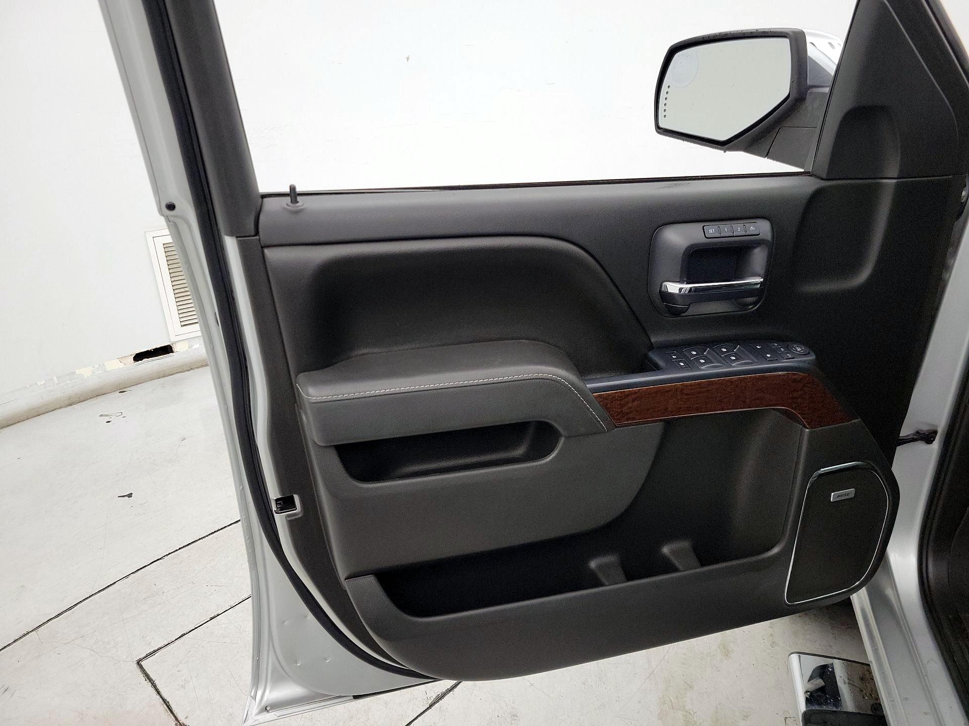 Thumbnail: 2016 GMC Sierra 1500 - 12