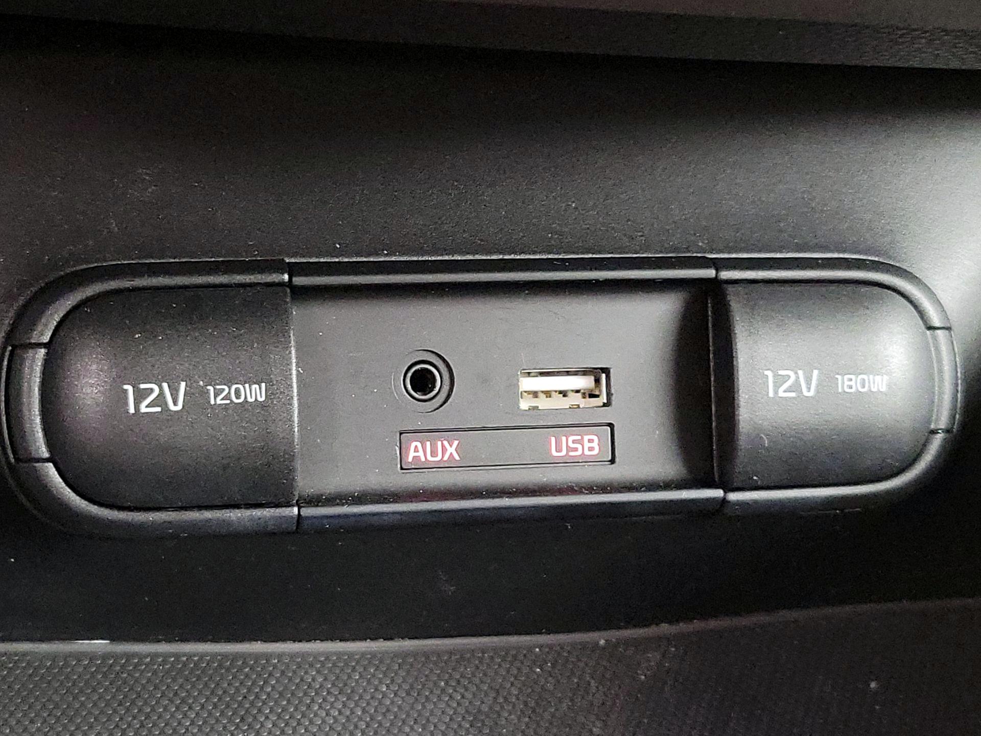 Thumbnail: 2015 Kia Soul - 19