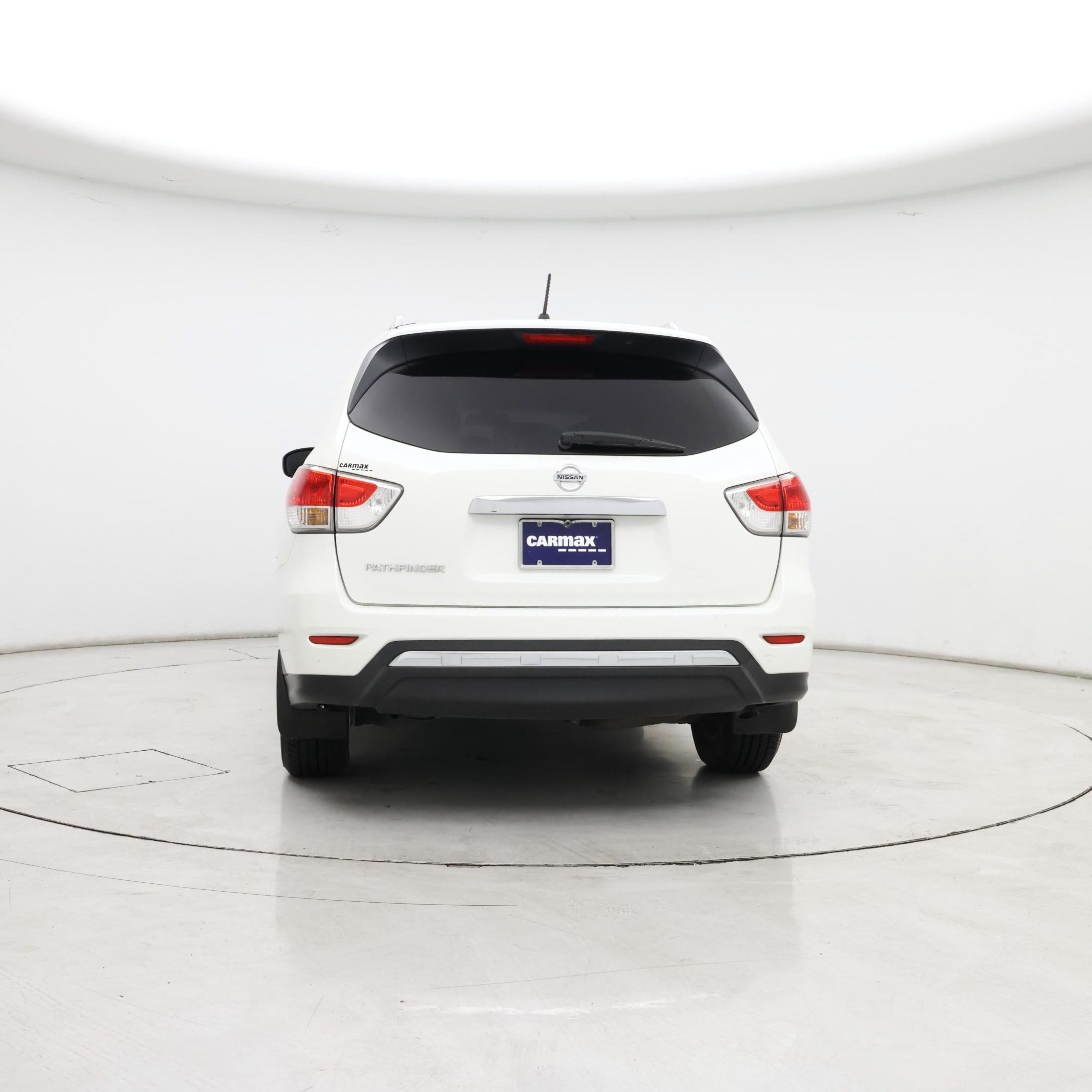 Thumbnail: 2016 Nissan Pathfinder - 6