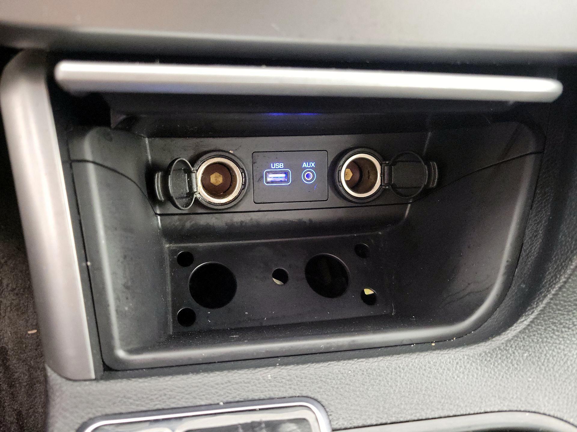 Thumbnail: 2016 Hyundai Sonata - 17