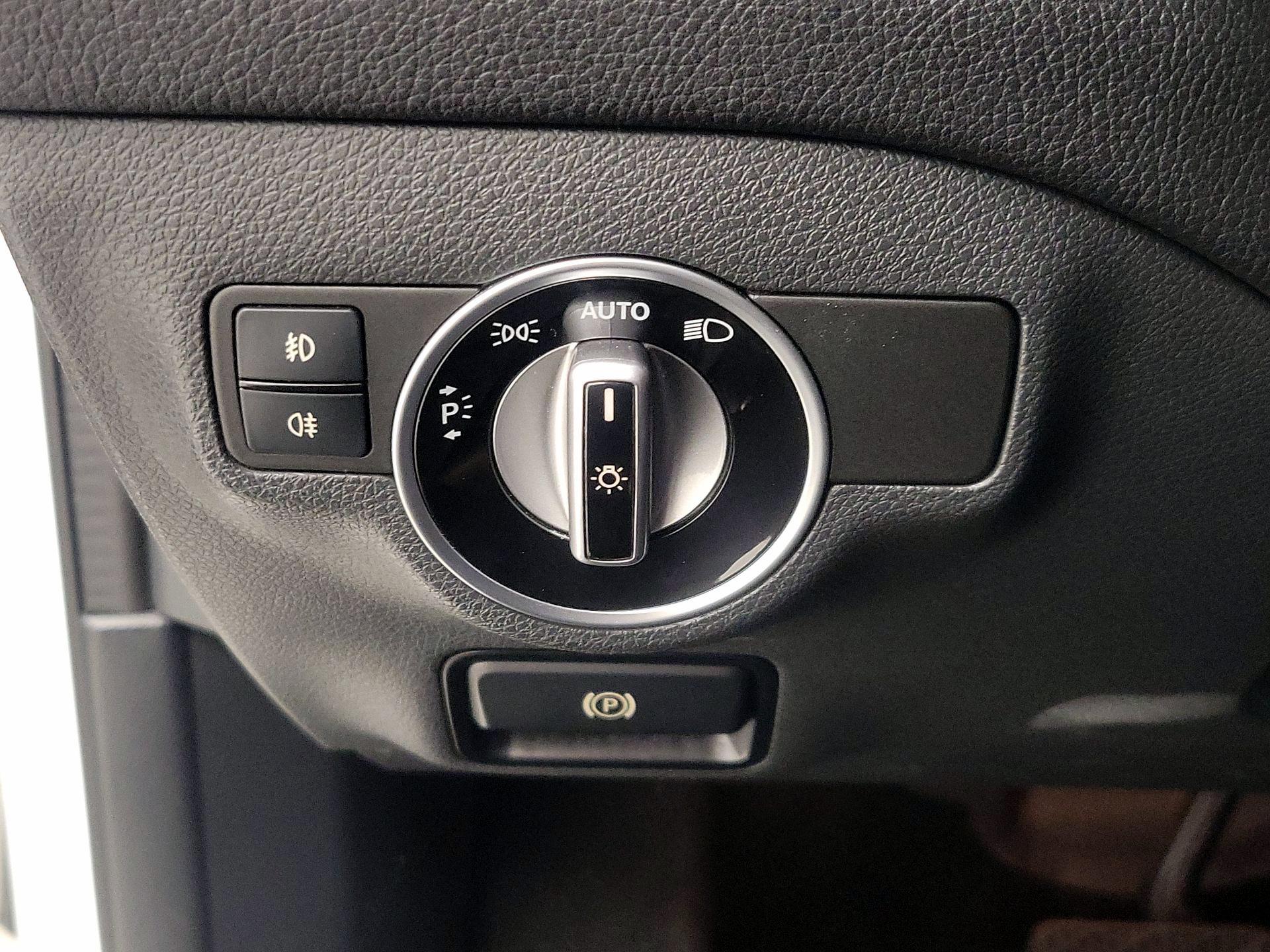 Thumbnail: 2020 Mercedes-Benz GLA - 13