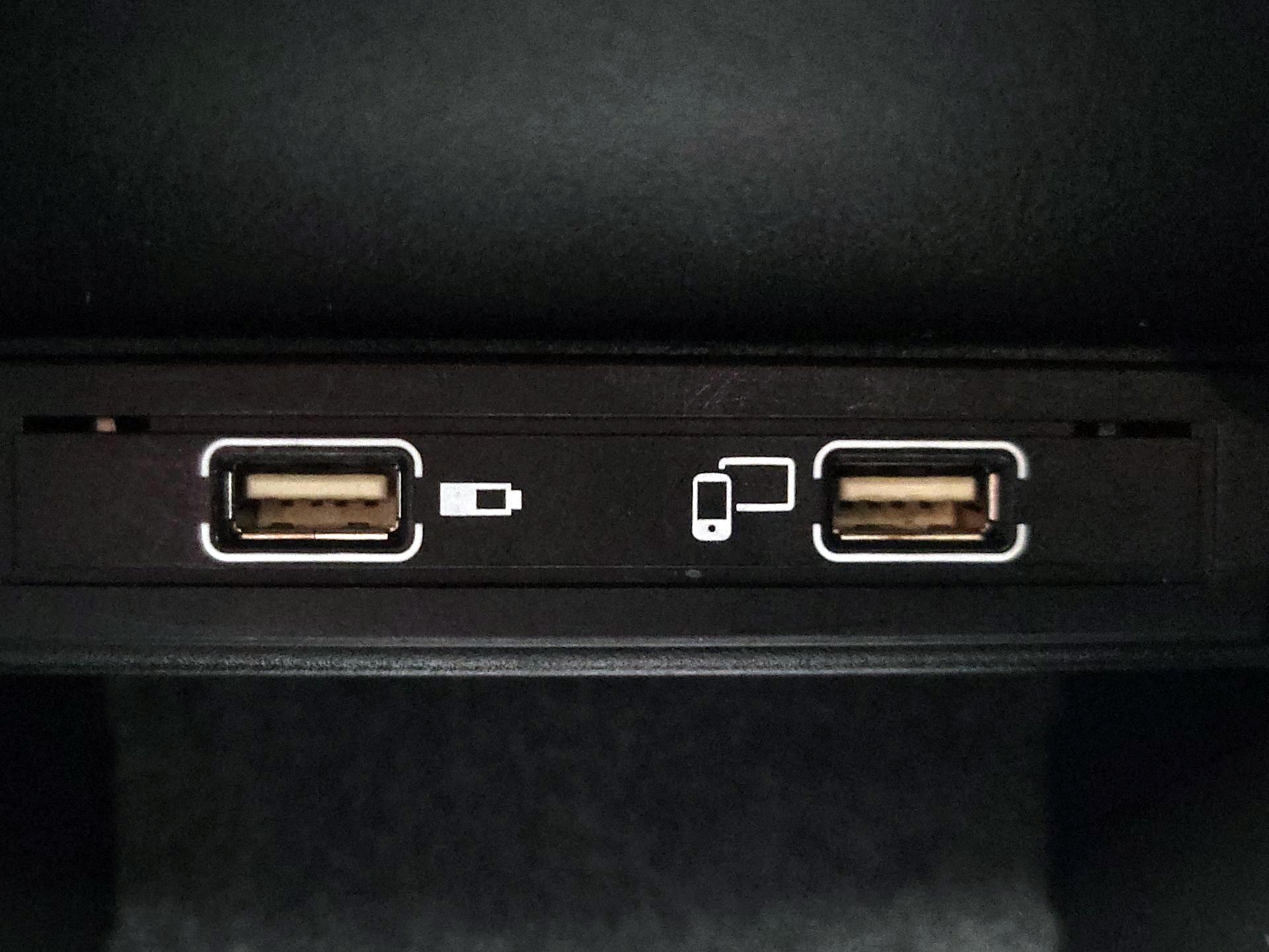 Thumbnail: 2020 Mercedes-Benz GLA - 18