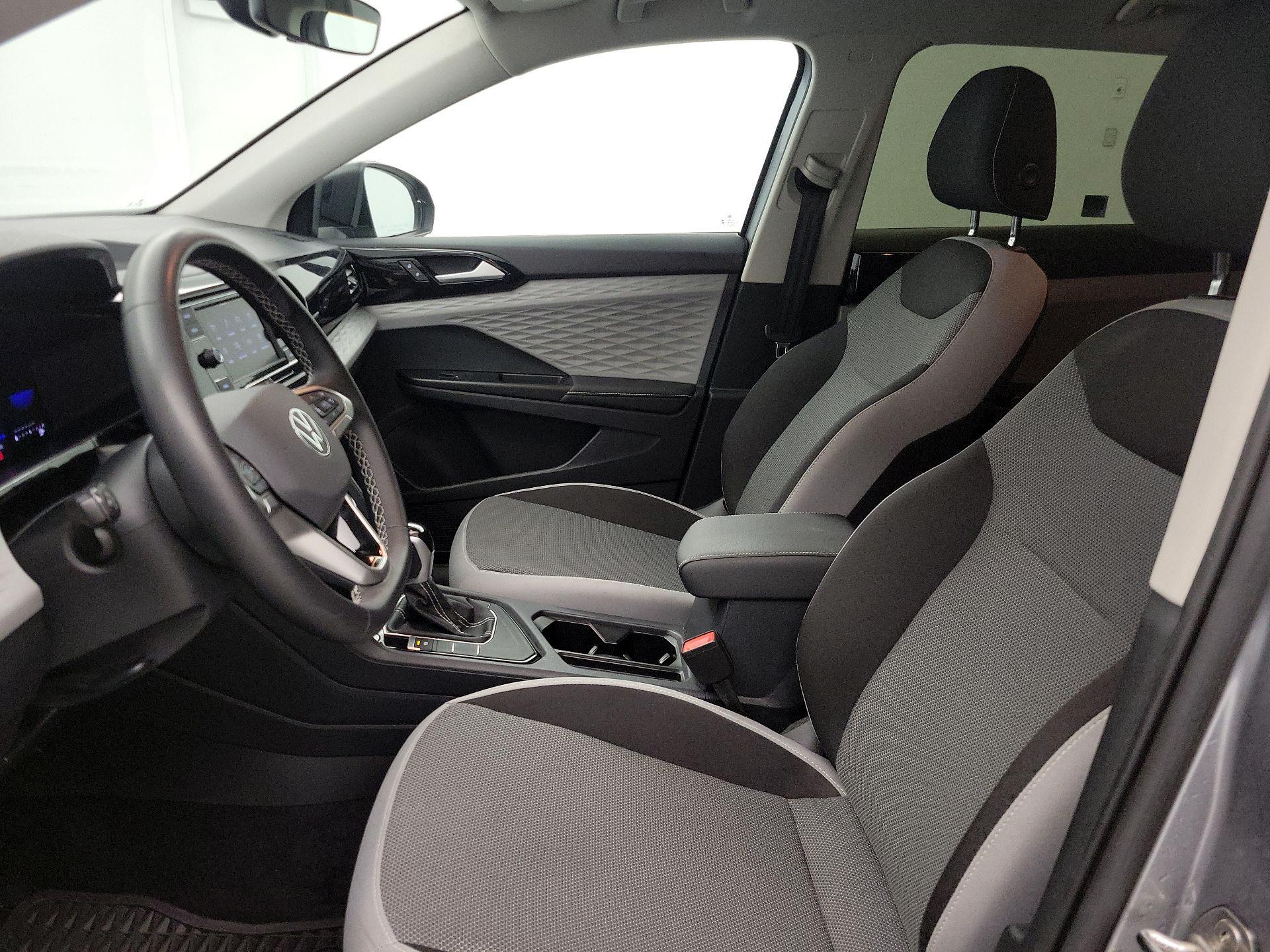 Thumbnail: 2024 Volkswagen Taos - 11