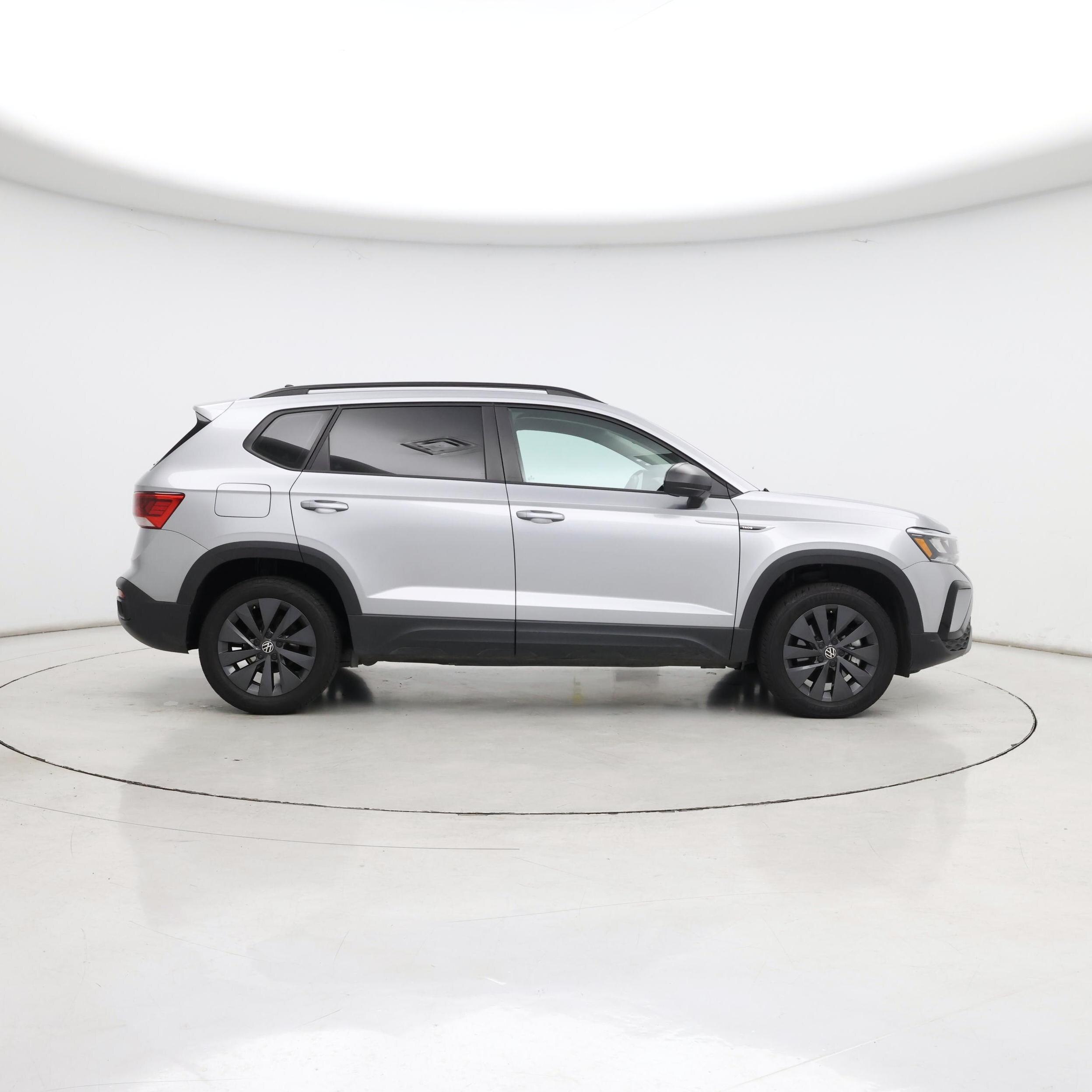 Thumbnail: 2024 Volkswagen Taos - 7