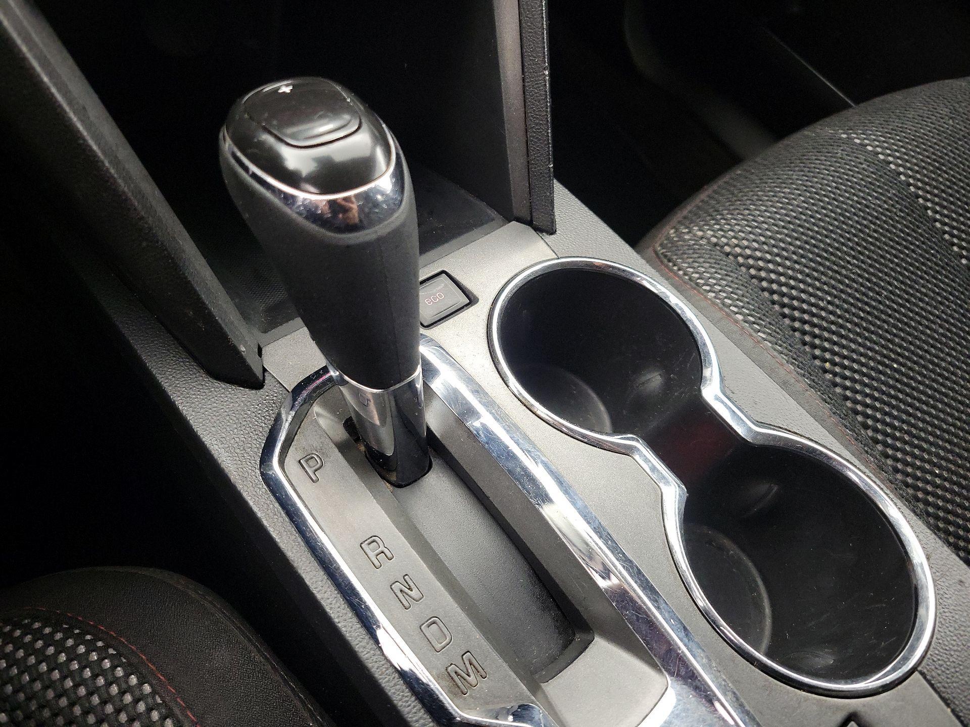 Thumbnail: 2016 GMC Terrain - 16