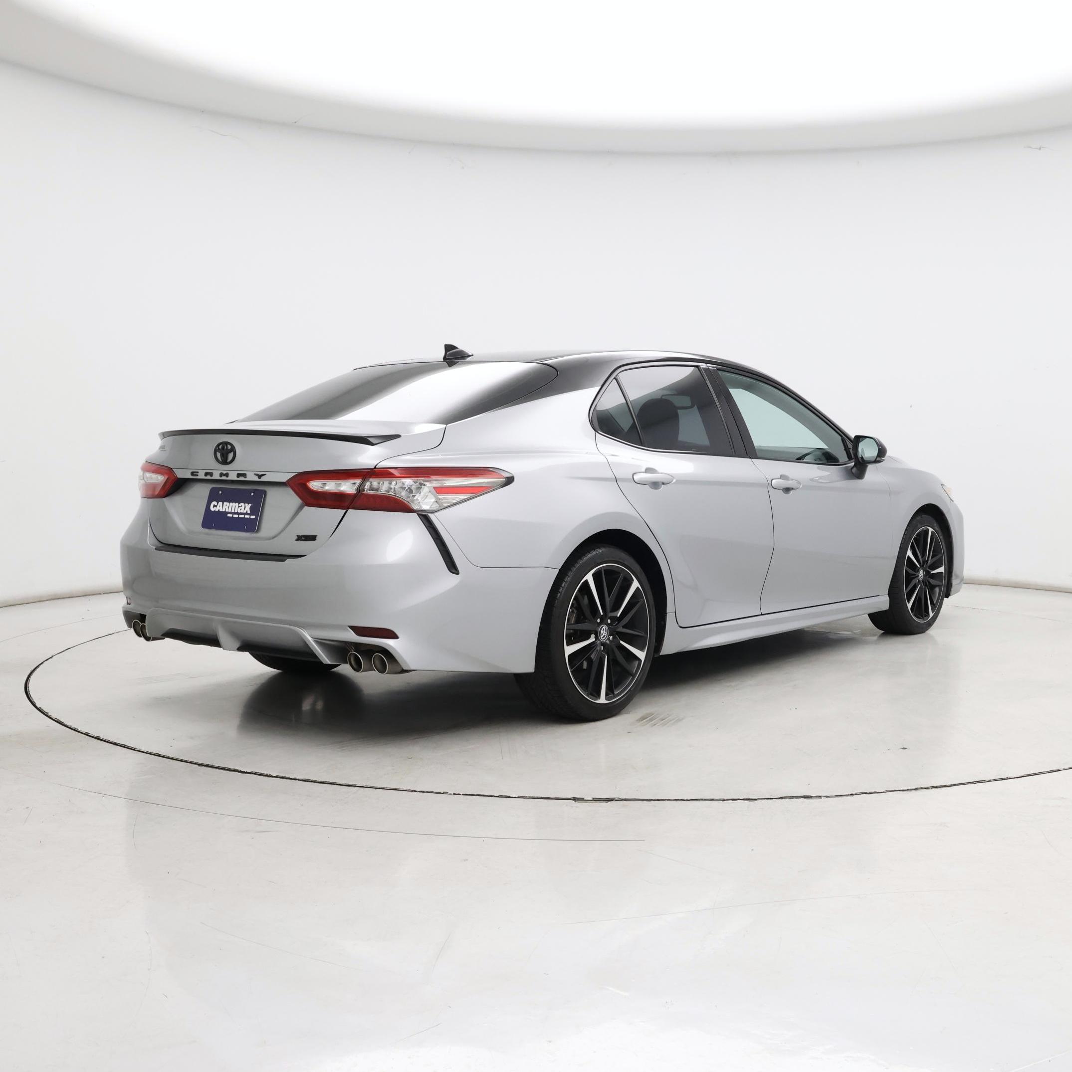 Thumbnail: 2019 Toyota Camry - 8