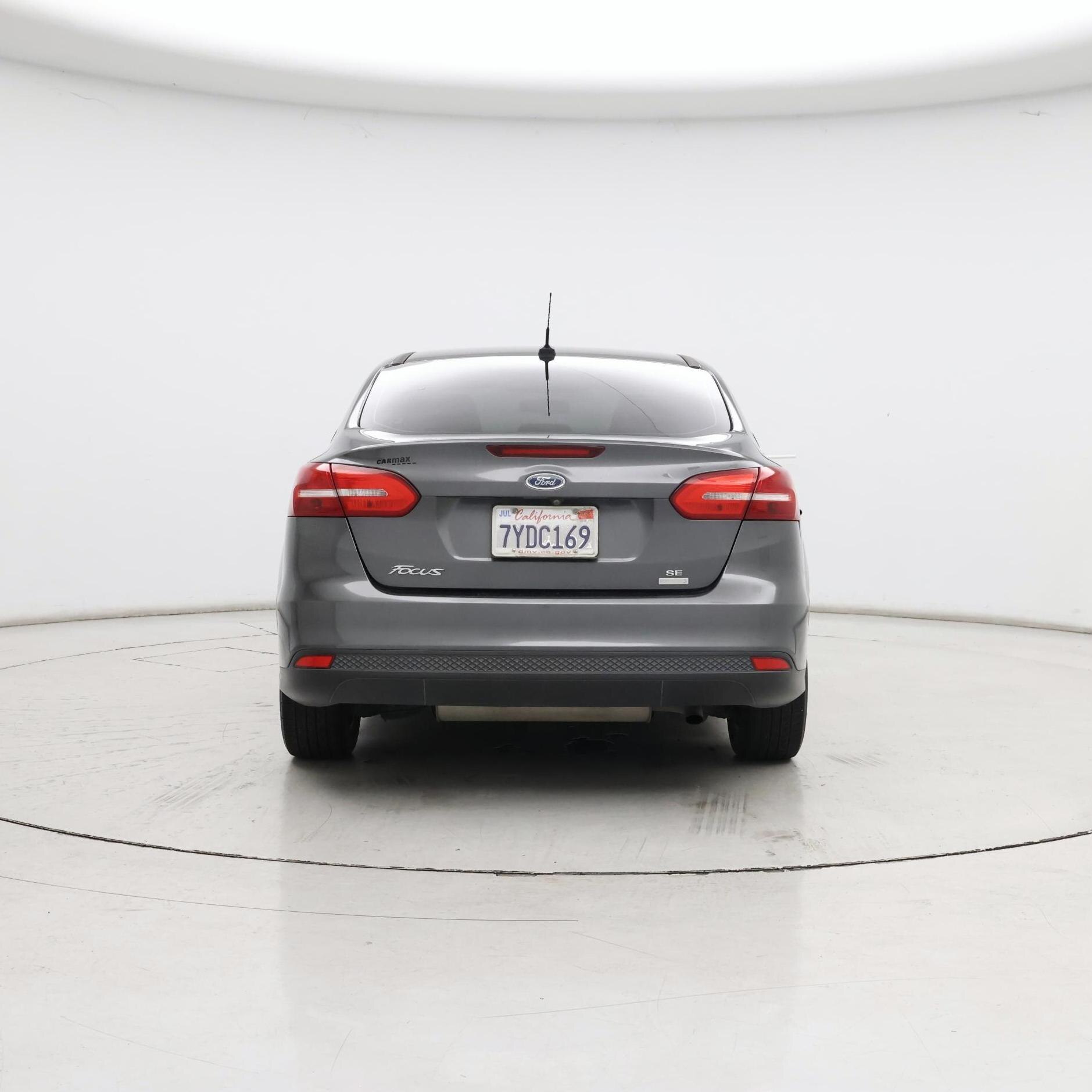 Thumbnail: 2017 Ford Focus - 6