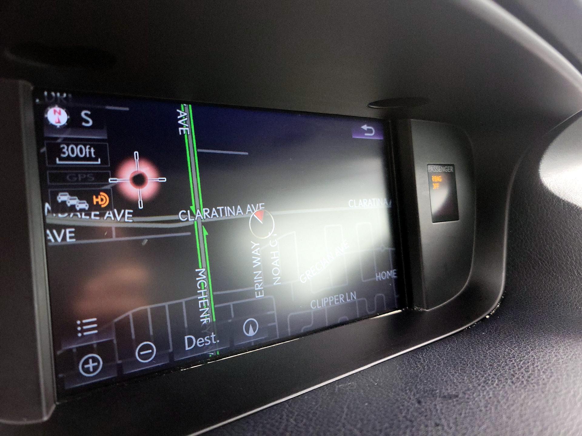 Thumbnail: 2018 Lexus ES - 14