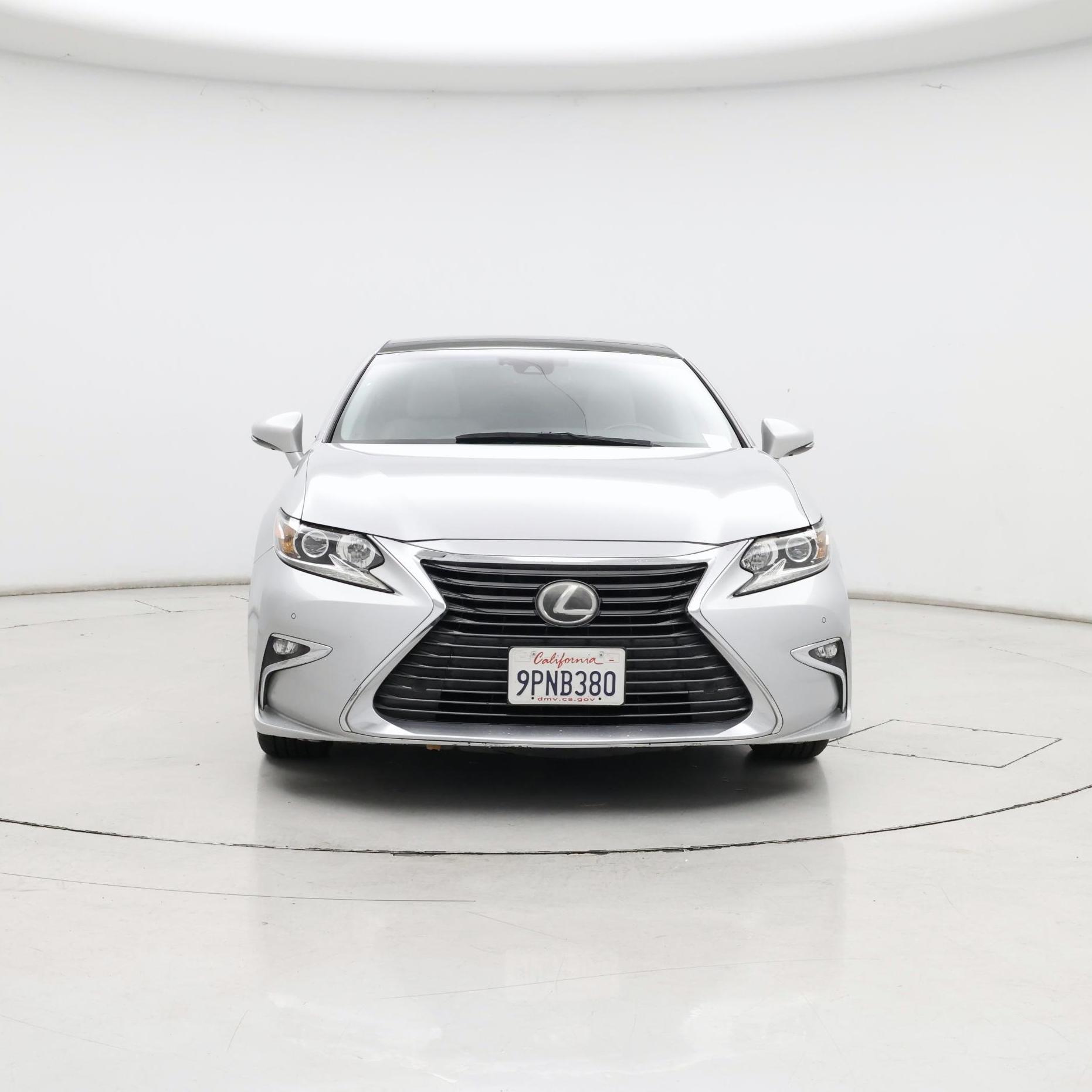 Thumbnail: 2018 Lexus ES - 5