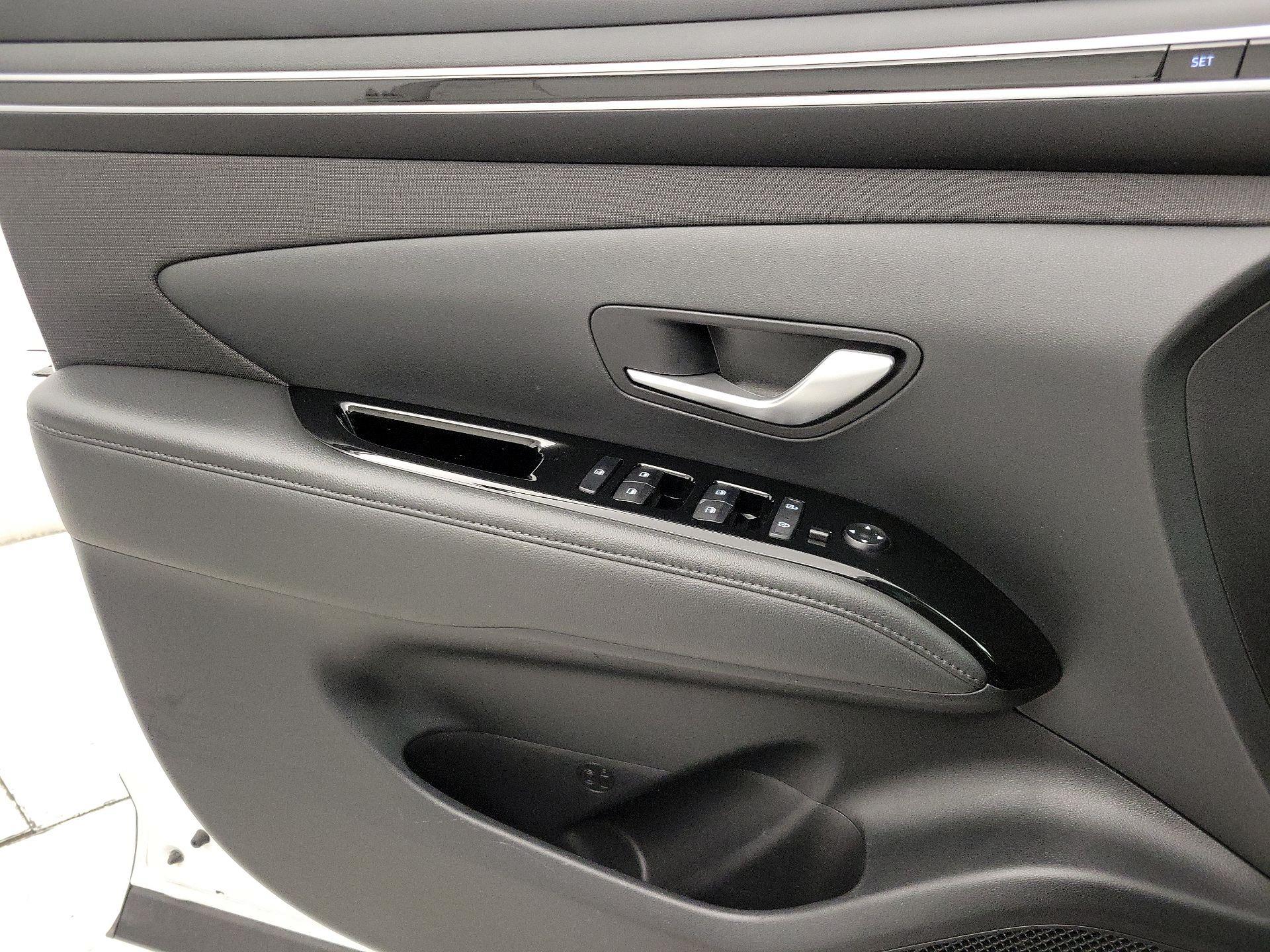 Thumbnail: 2022 Hyundai Tucson - 12