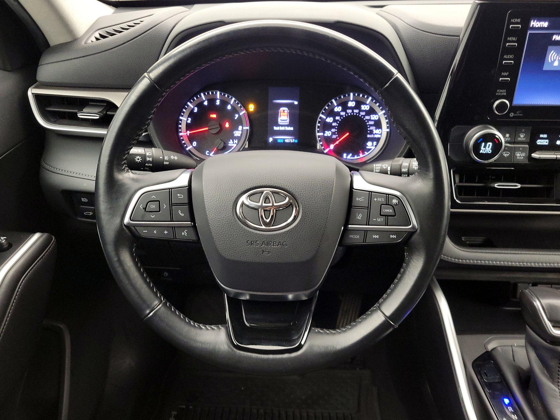 Thumbnail: 2020 Toyota Highlander - 10