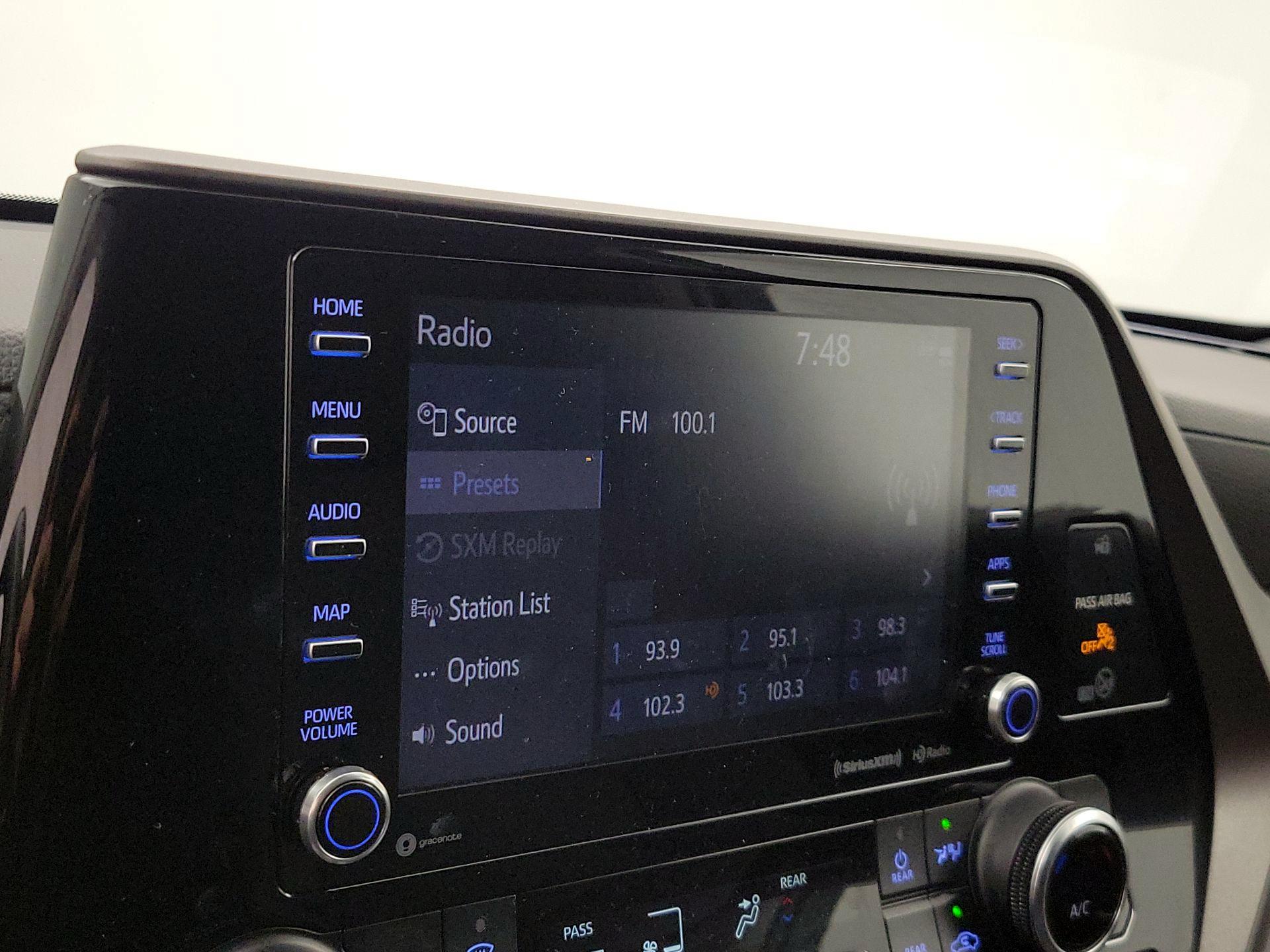 Thumbnail: 2020 Toyota Highlander - 15