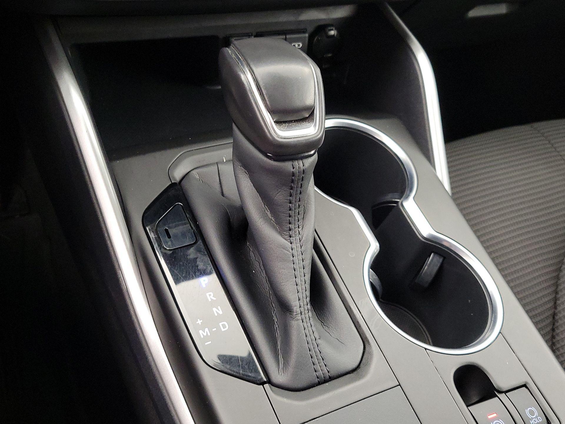 Thumbnail: 2020 Toyota Highlander - 17