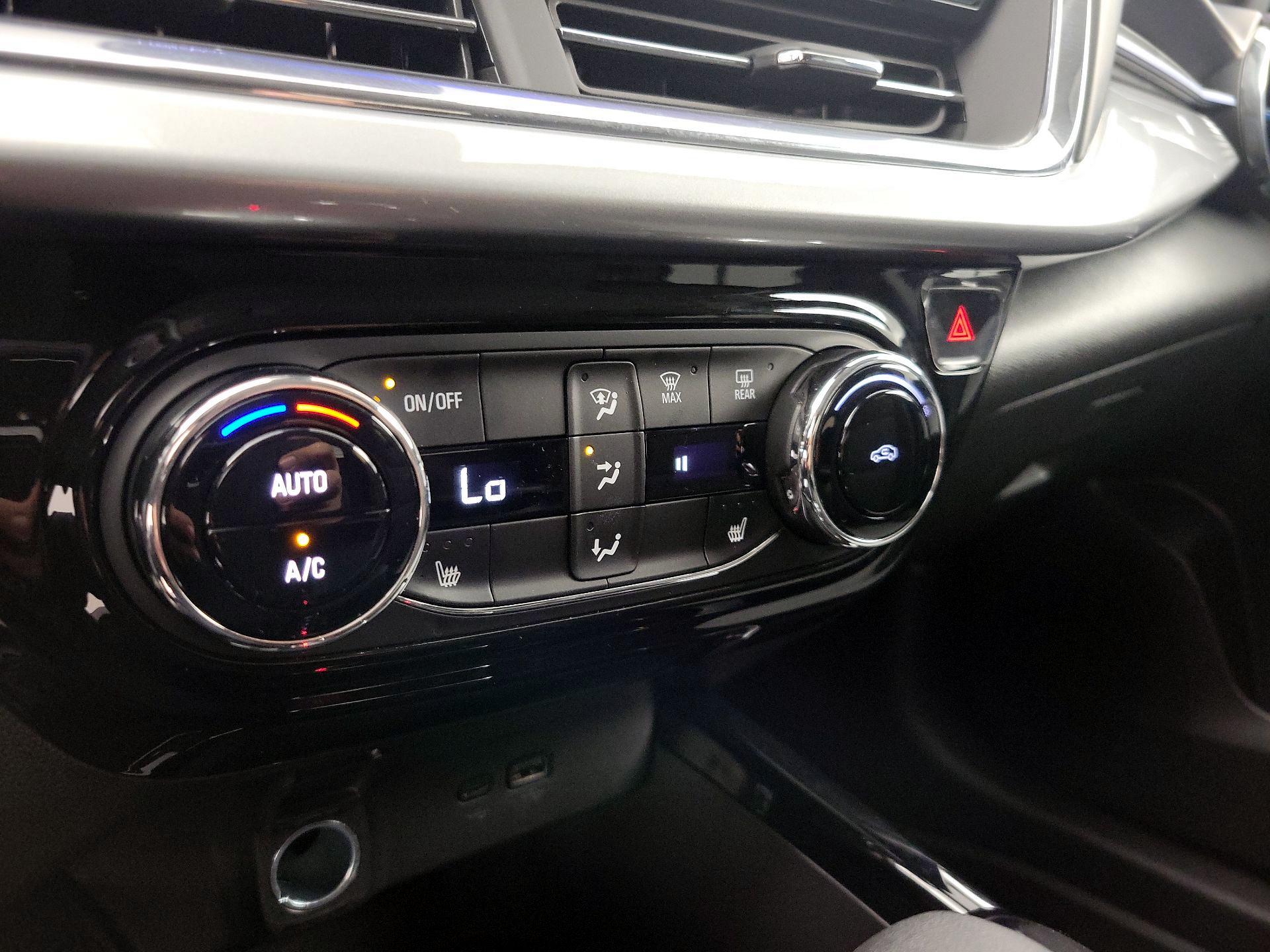 Thumbnail: 2025 Chevrolet Trax - 16