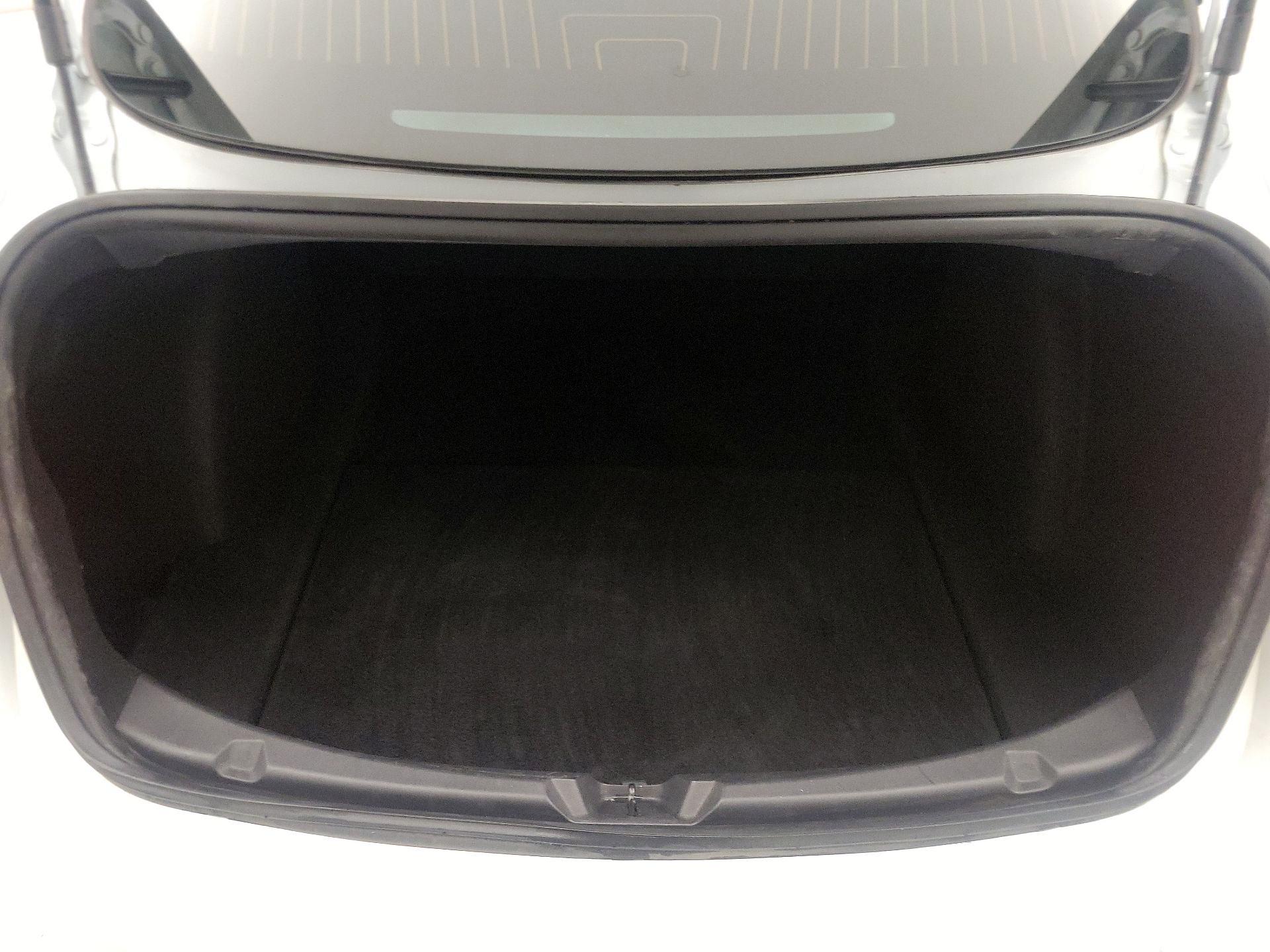 Thumbnail: 2020 Tesla Model 3 - 20