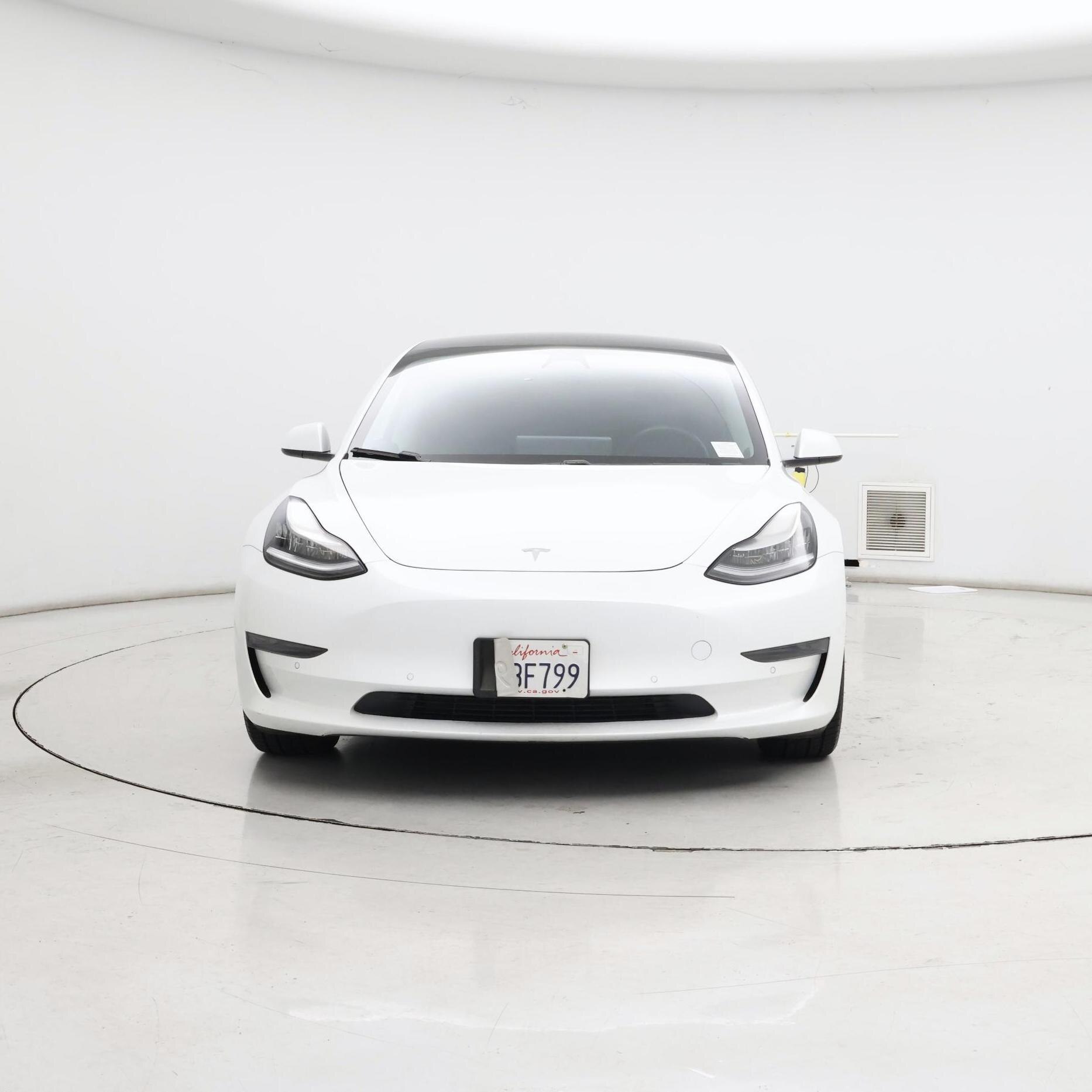 Thumbnail: 2020 Tesla Model 3 - 5