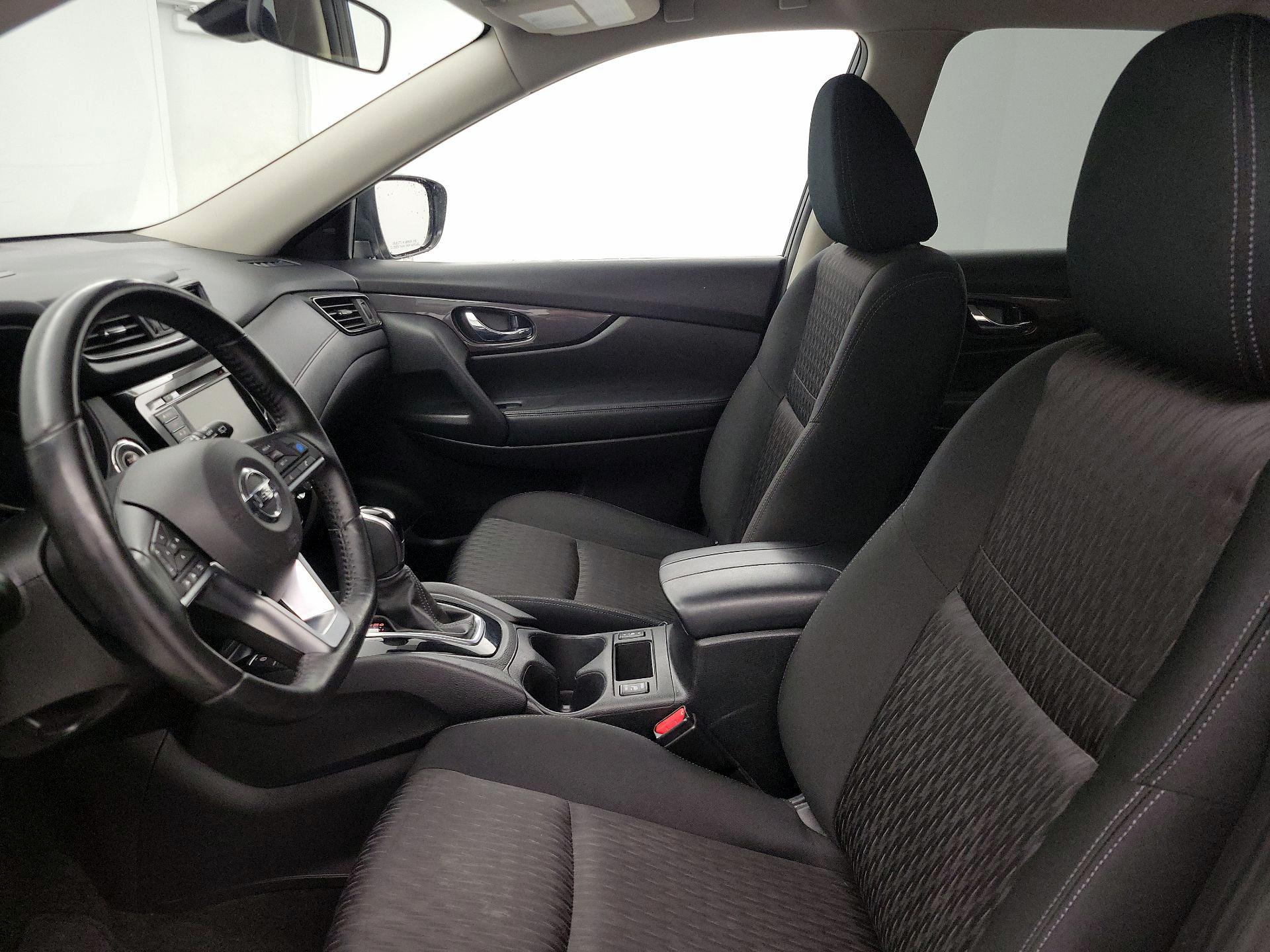 Thumbnail: 2019 Nissan Rogue - 11