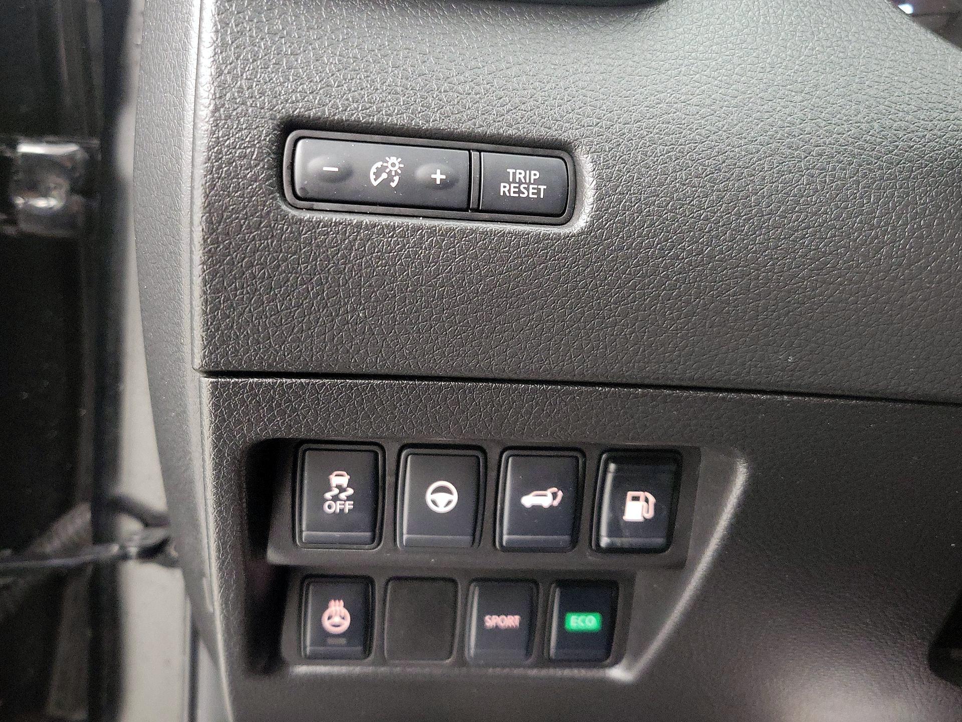 Thumbnail: 2019 Nissan Rogue - 13