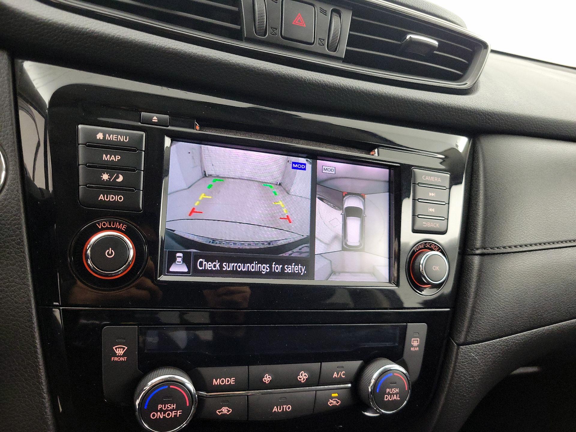 Thumbnail: 2019 Nissan Rogue - 15