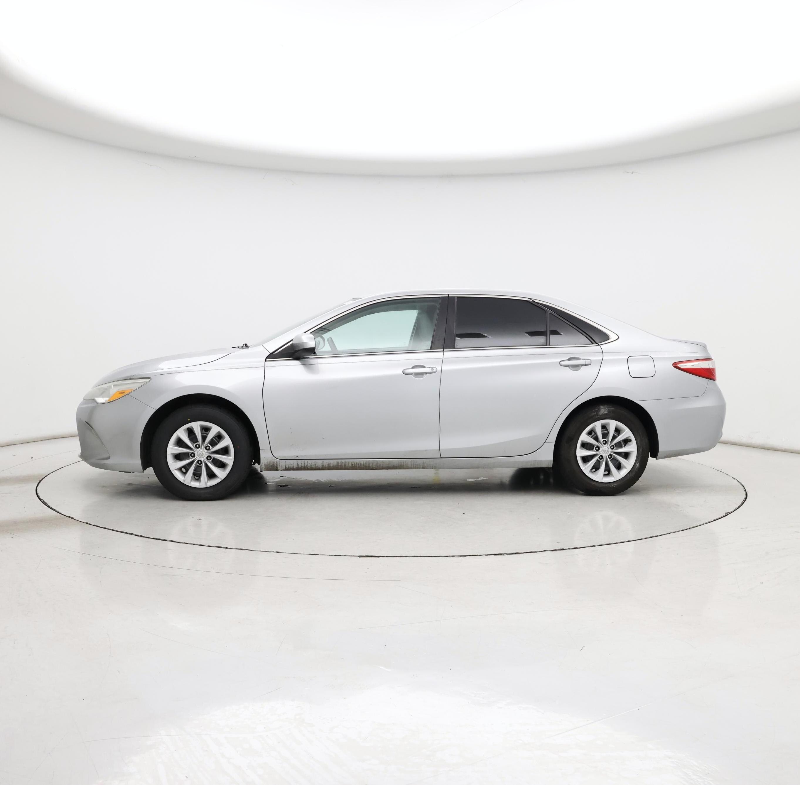 Thumbnail: 2017 Toyota Camry - 3