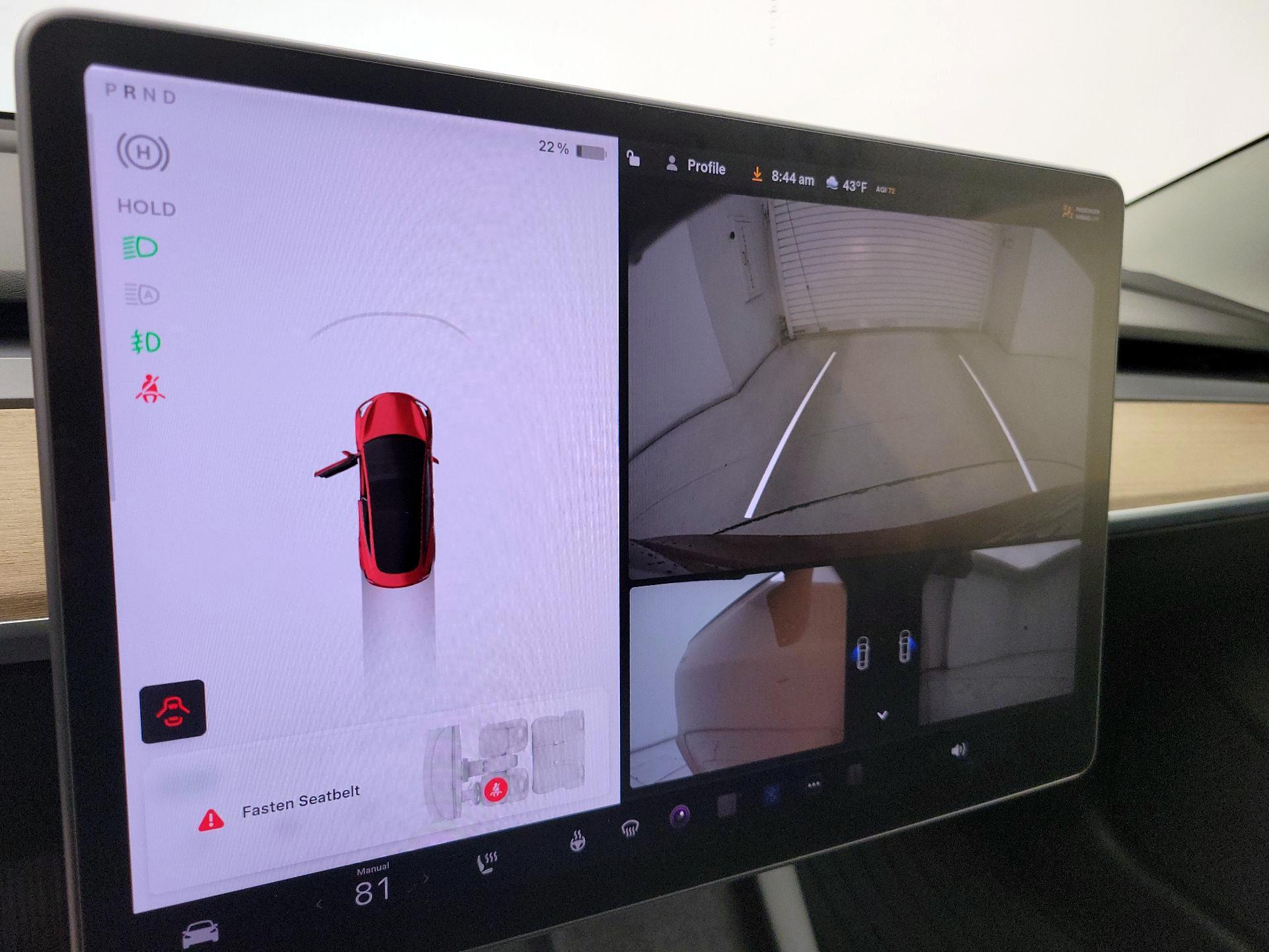 Thumbnail: 2022 Tesla Model 3 - 14