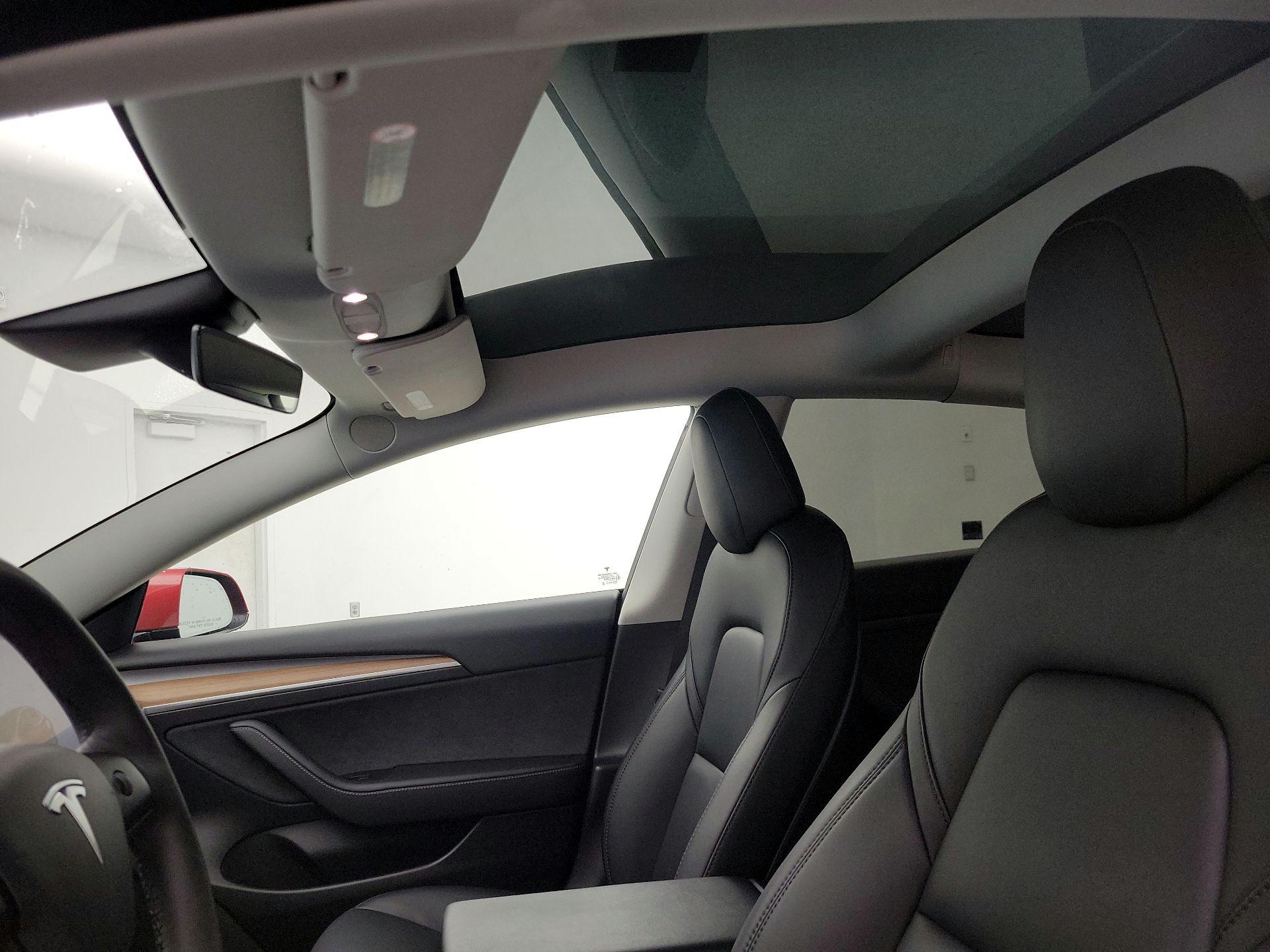 Thumbnail: 2022 Tesla Model 3 - 18