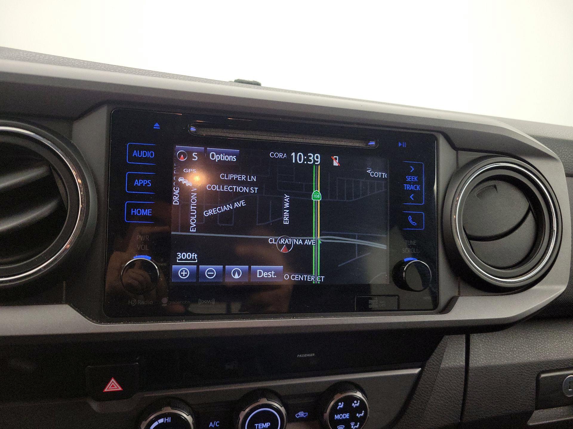 Thumbnail: 2017 Toyota Tacoma - 14