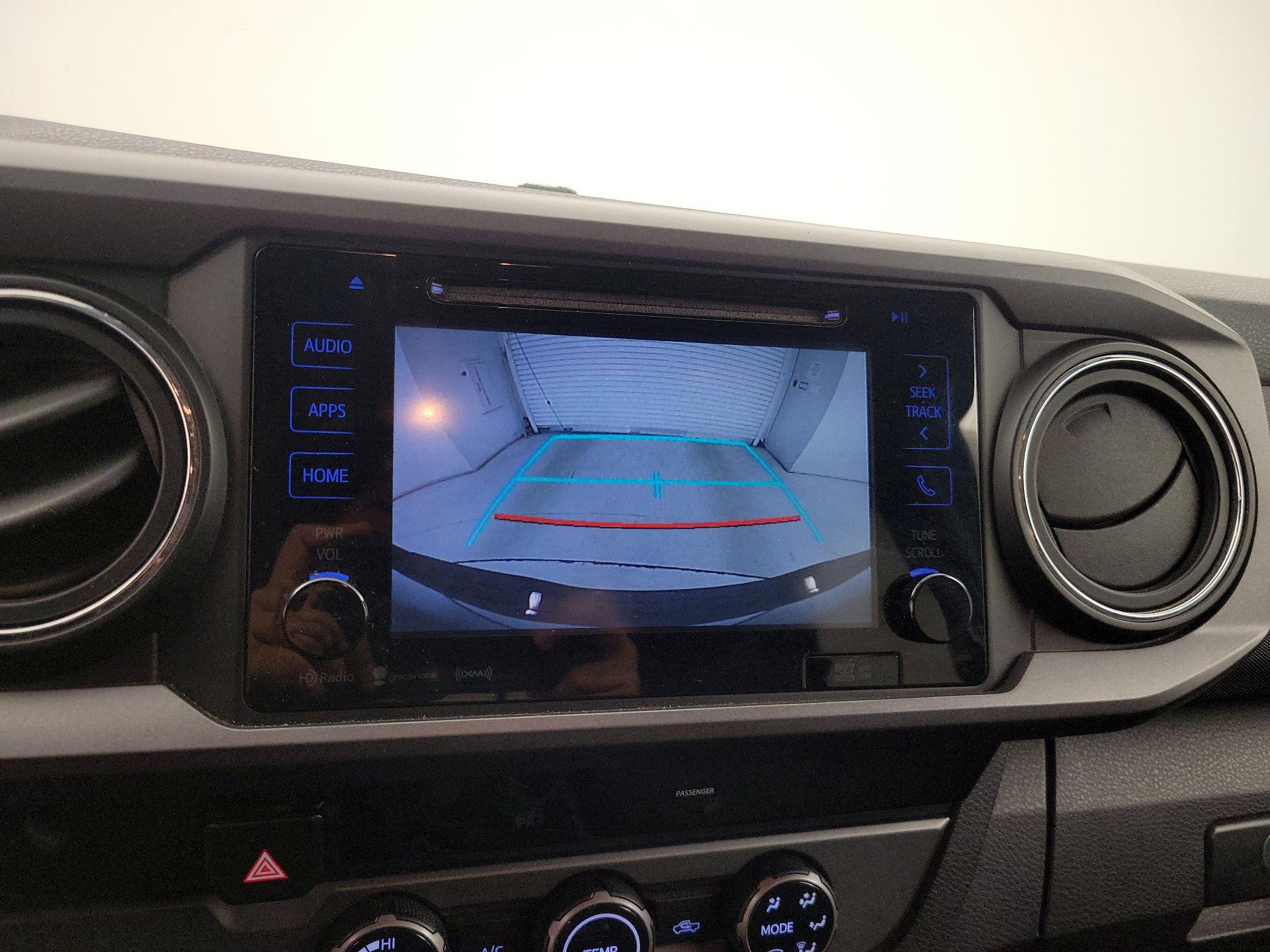 Thumbnail: 2017 Toyota Tacoma - 15