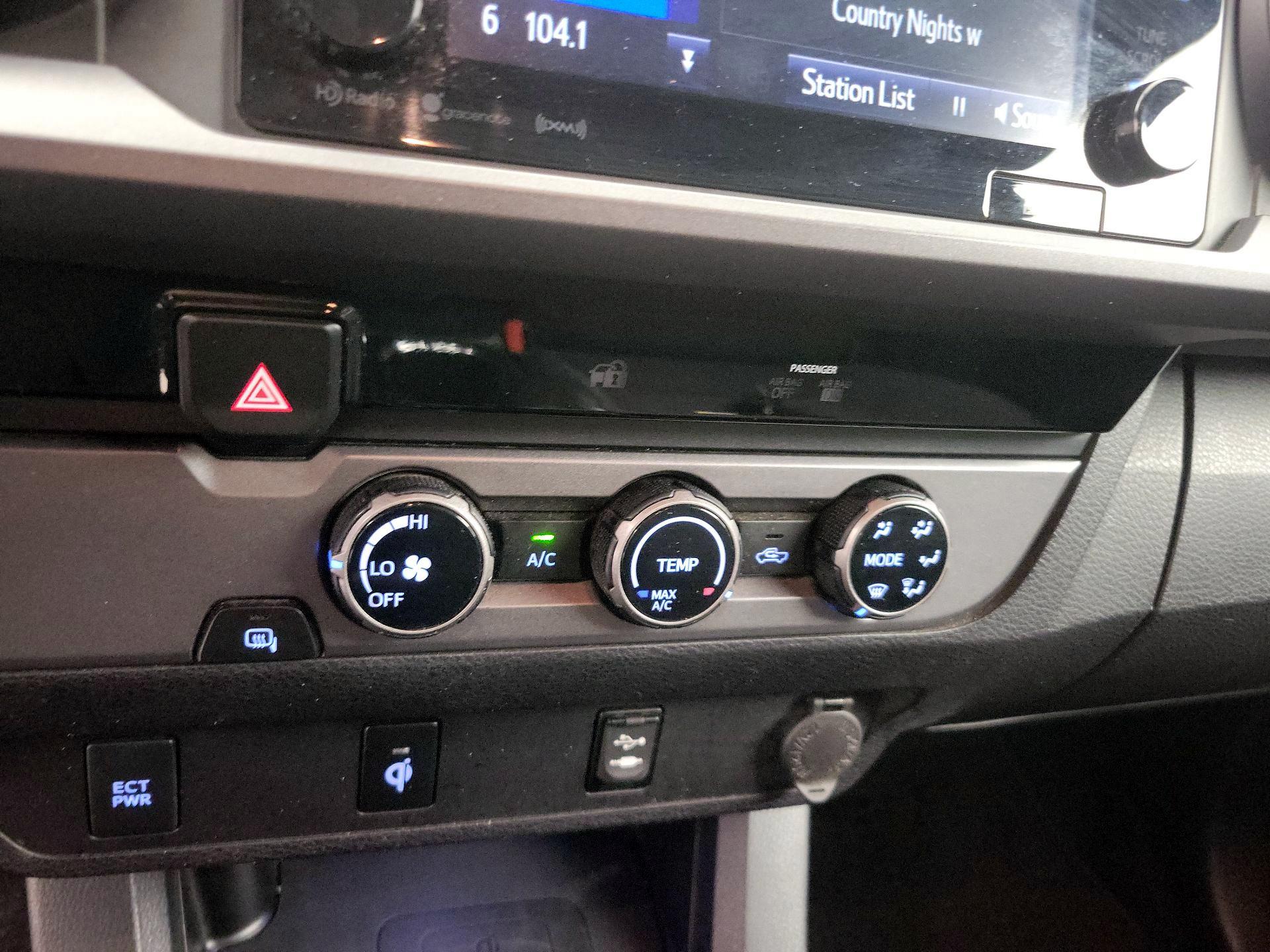 Thumbnail: 2017 Toyota Tacoma - 17