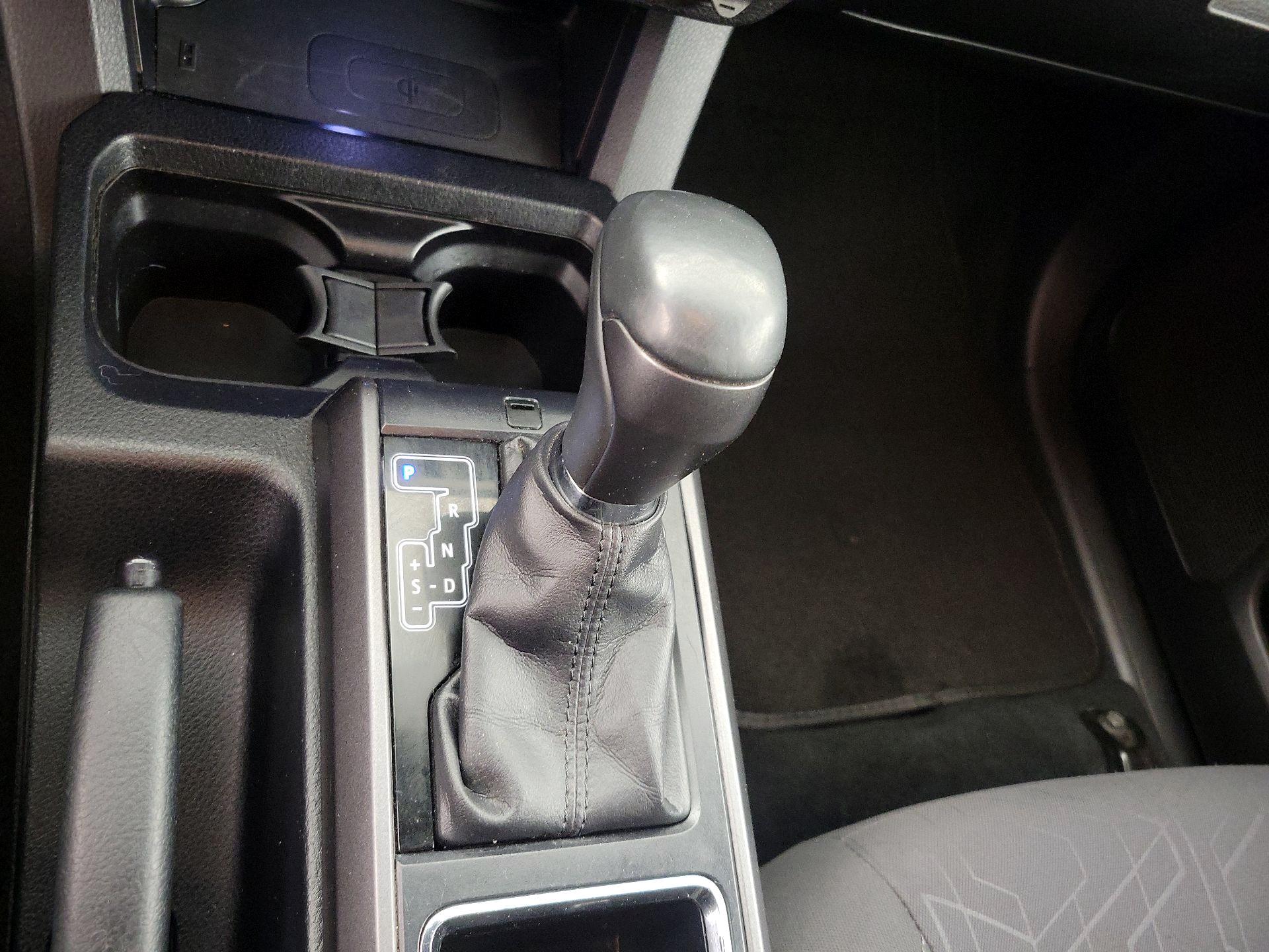 Thumbnail: 2017 Toyota Tacoma - 18