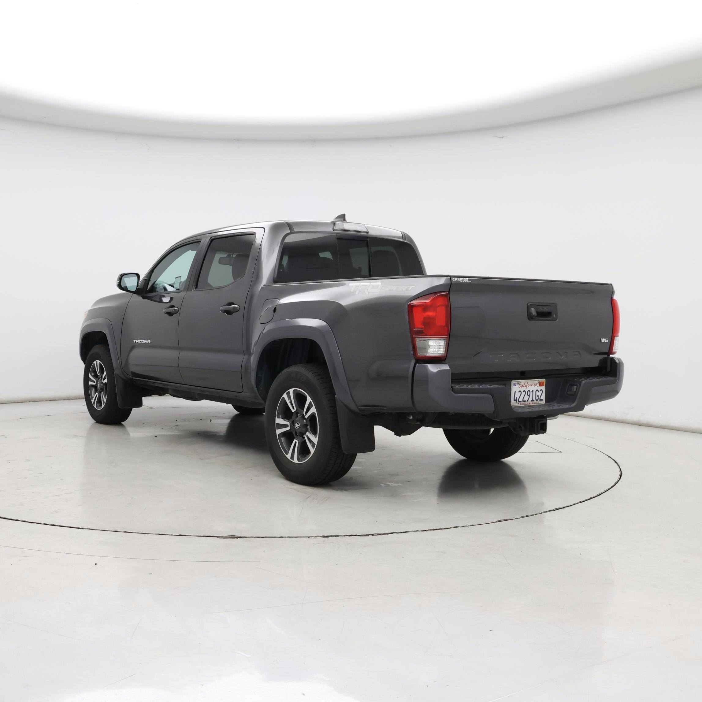 Thumbnail: 2017 Toyota Tacoma - 2