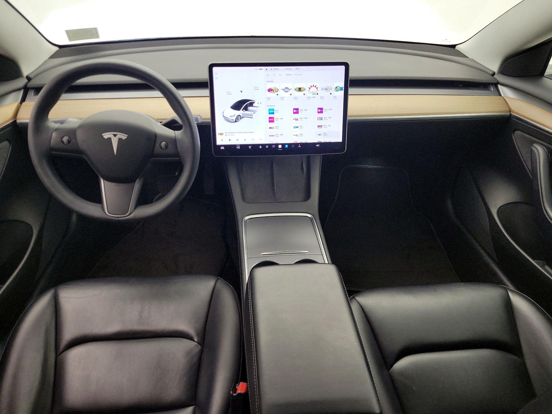 Thumbnail: 2021 Tesla Model 3 - 9