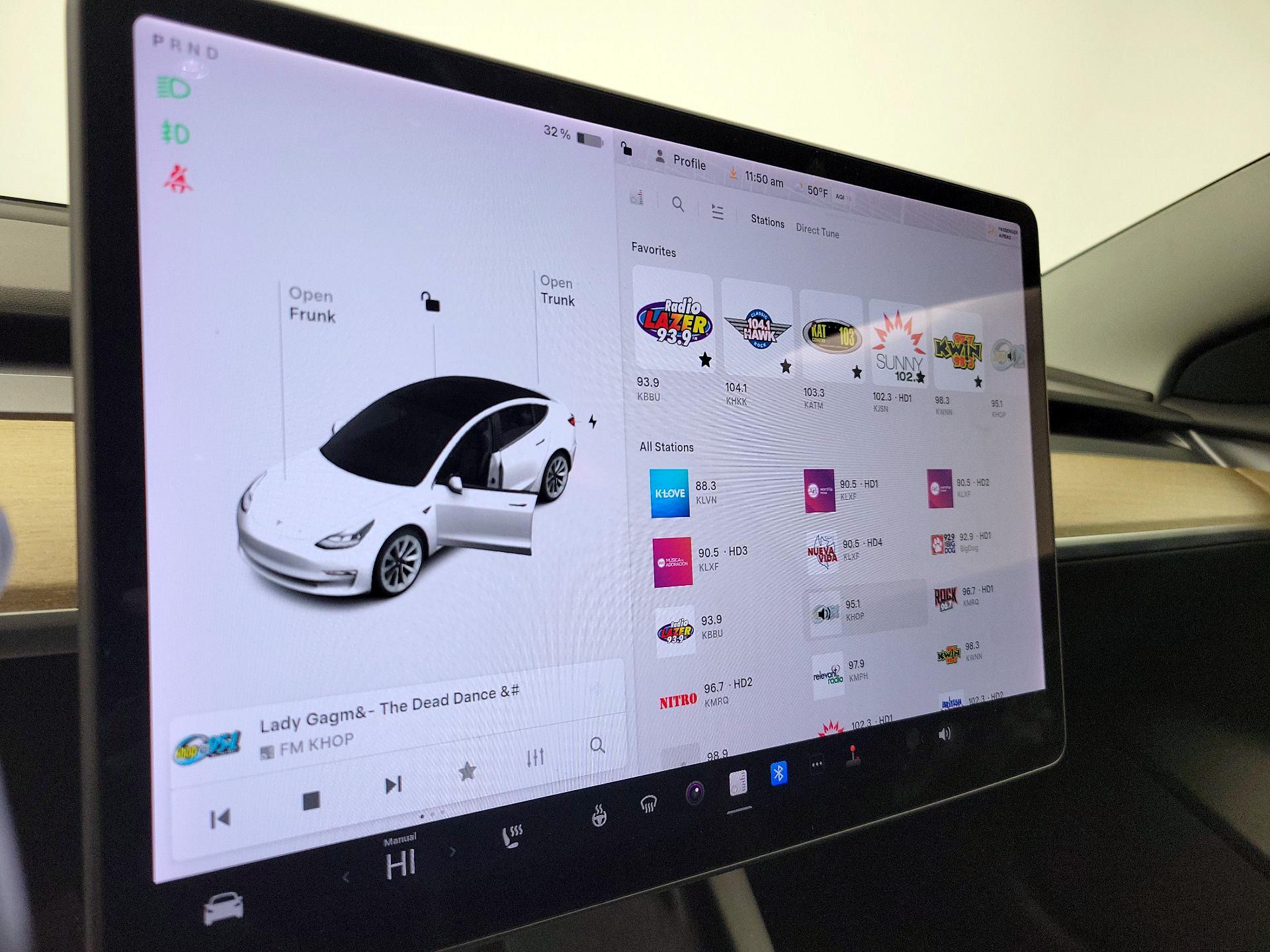 Thumbnail: 2021 Tesla Model 3 - 15