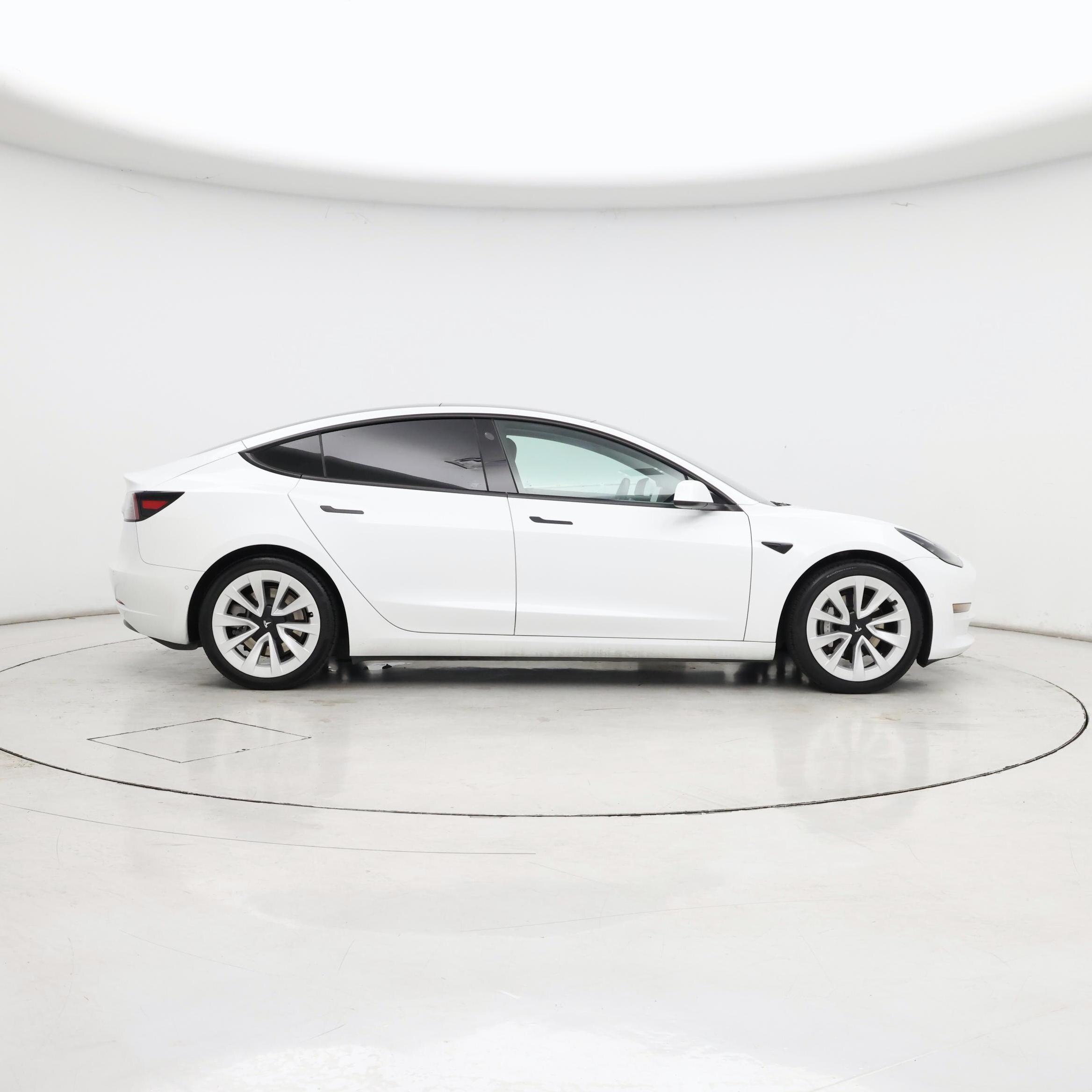 Thumbnail: 2021 Tesla Model 3 - 7