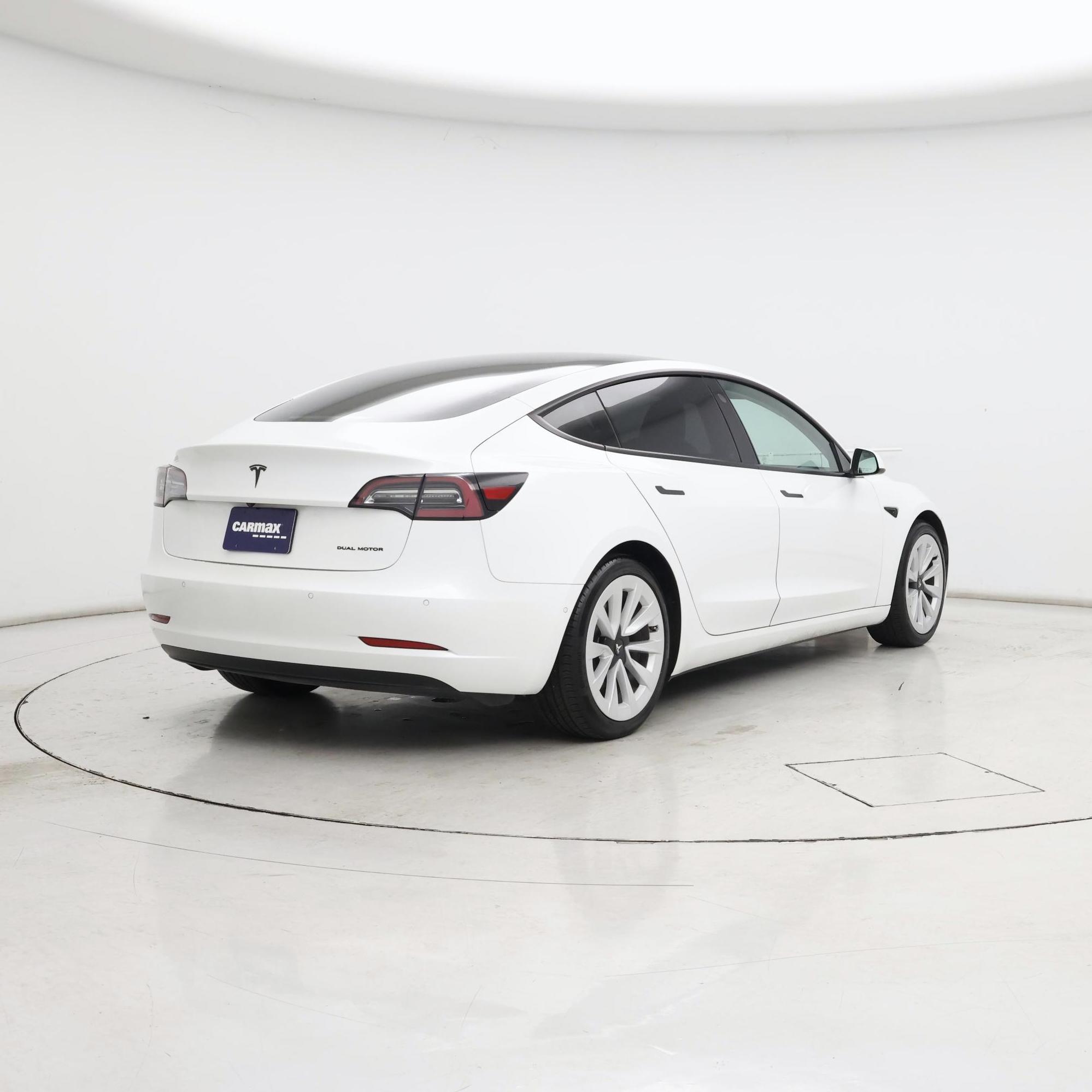 Thumbnail: 2021 Tesla Model 3 - 8