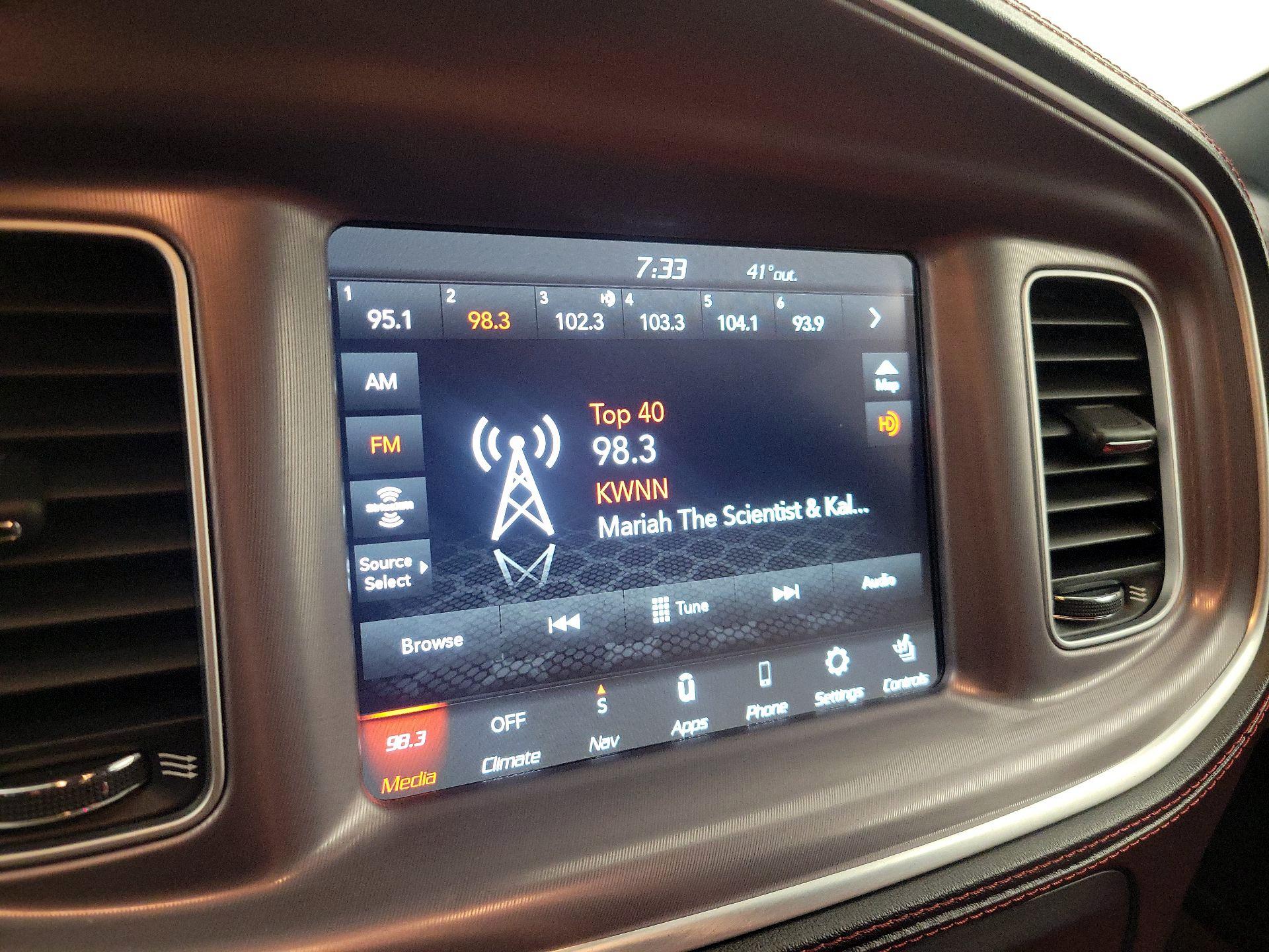 Thumbnail: 2022 Dodge Charger - 16