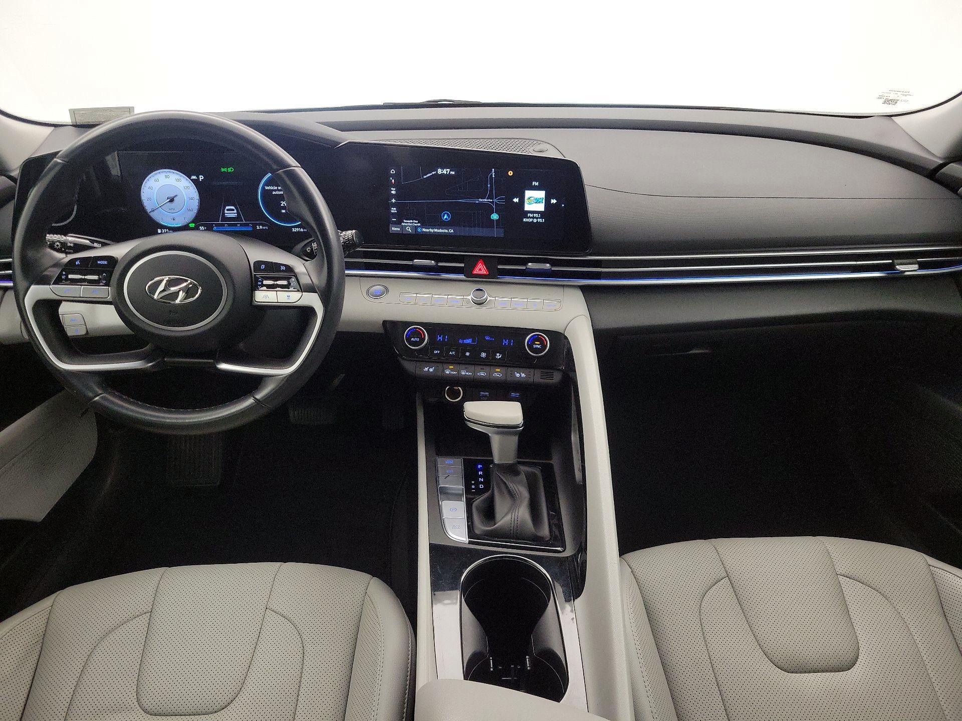 Thumbnail: 2023 Hyundai Elantra - 9