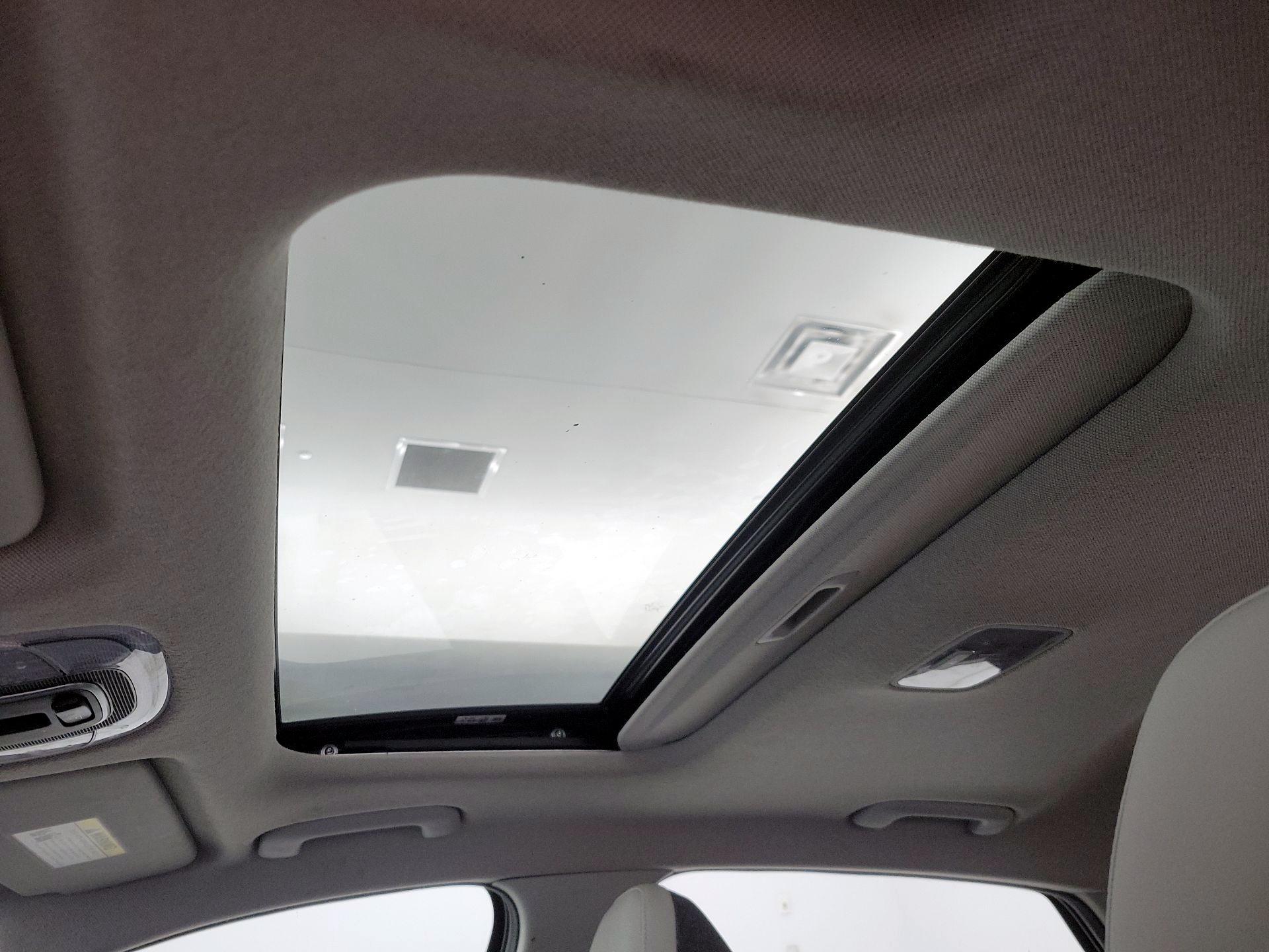 Thumbnail: 2023 Hyundai Elantra - 20