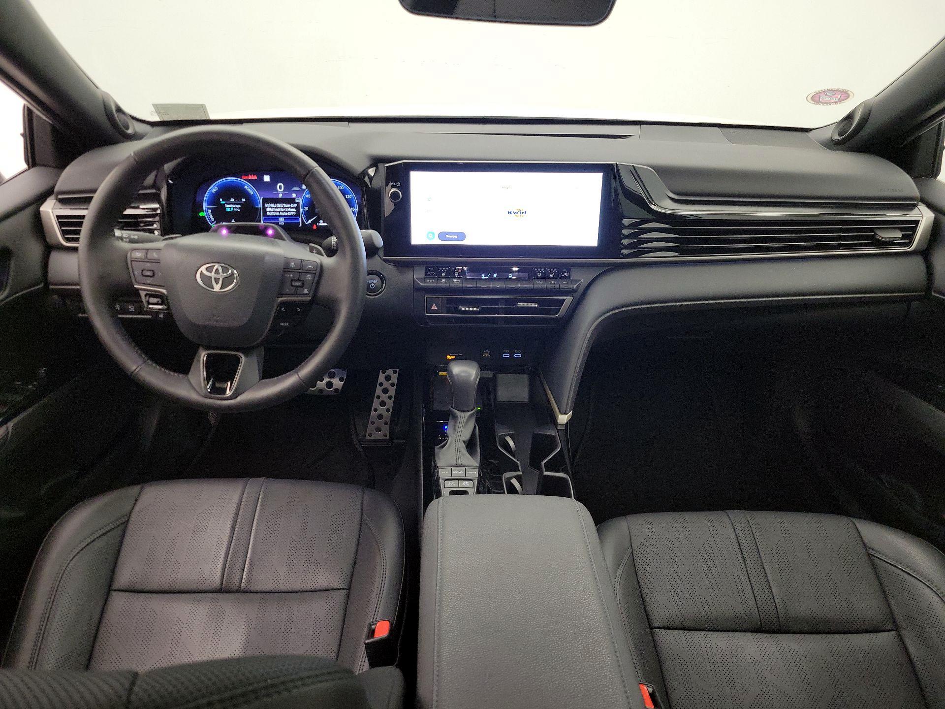 Thumbnail: 2025 Toyota Camry - 9