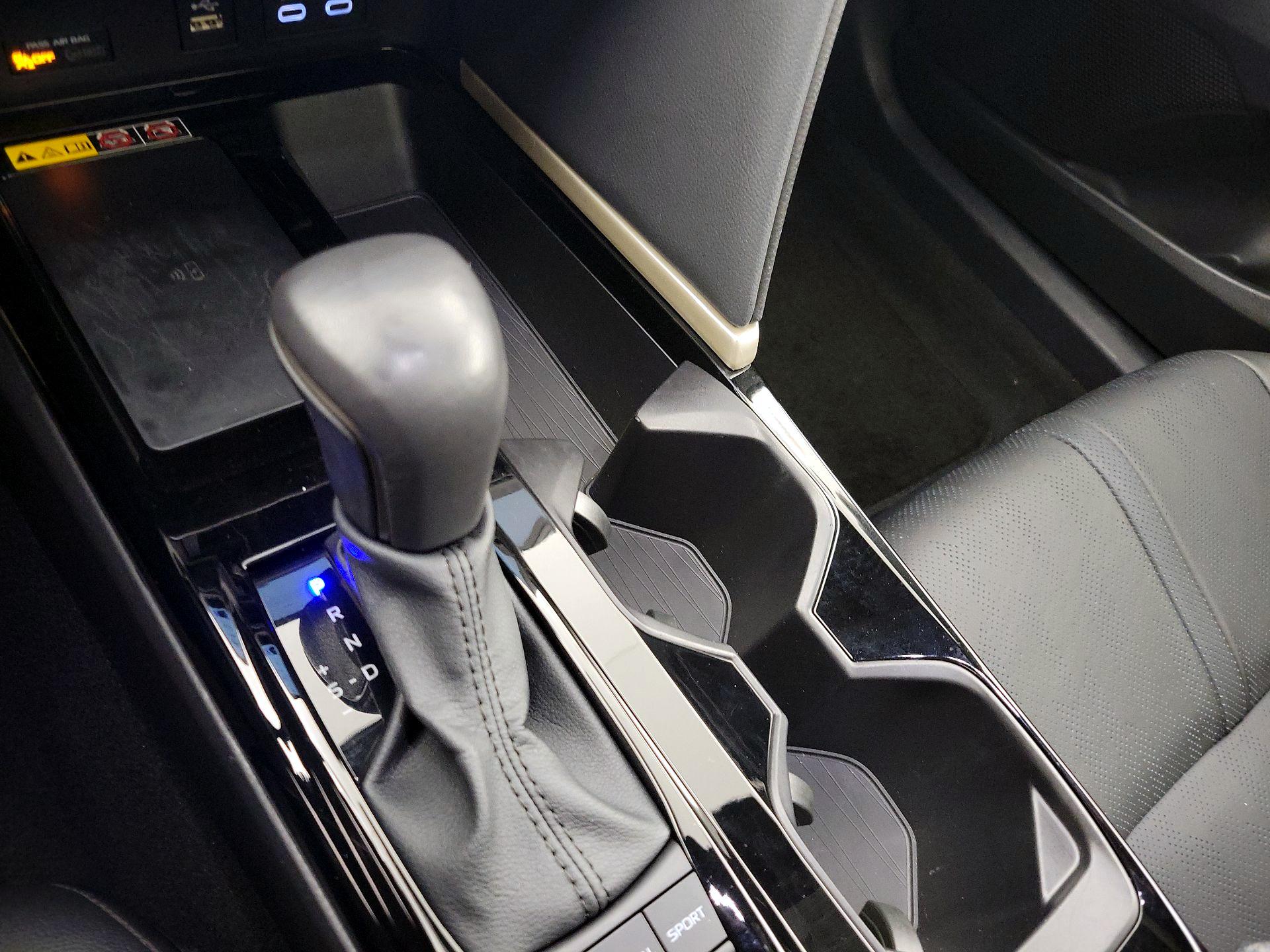 Thumbnail: 2025 Toyota Camry - 17