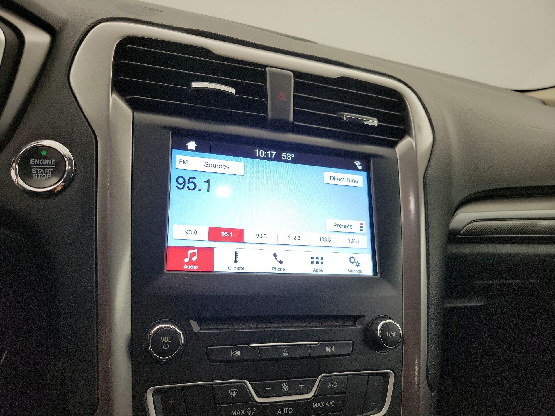 Thumbnail: 2017 Ford Fusion - 15